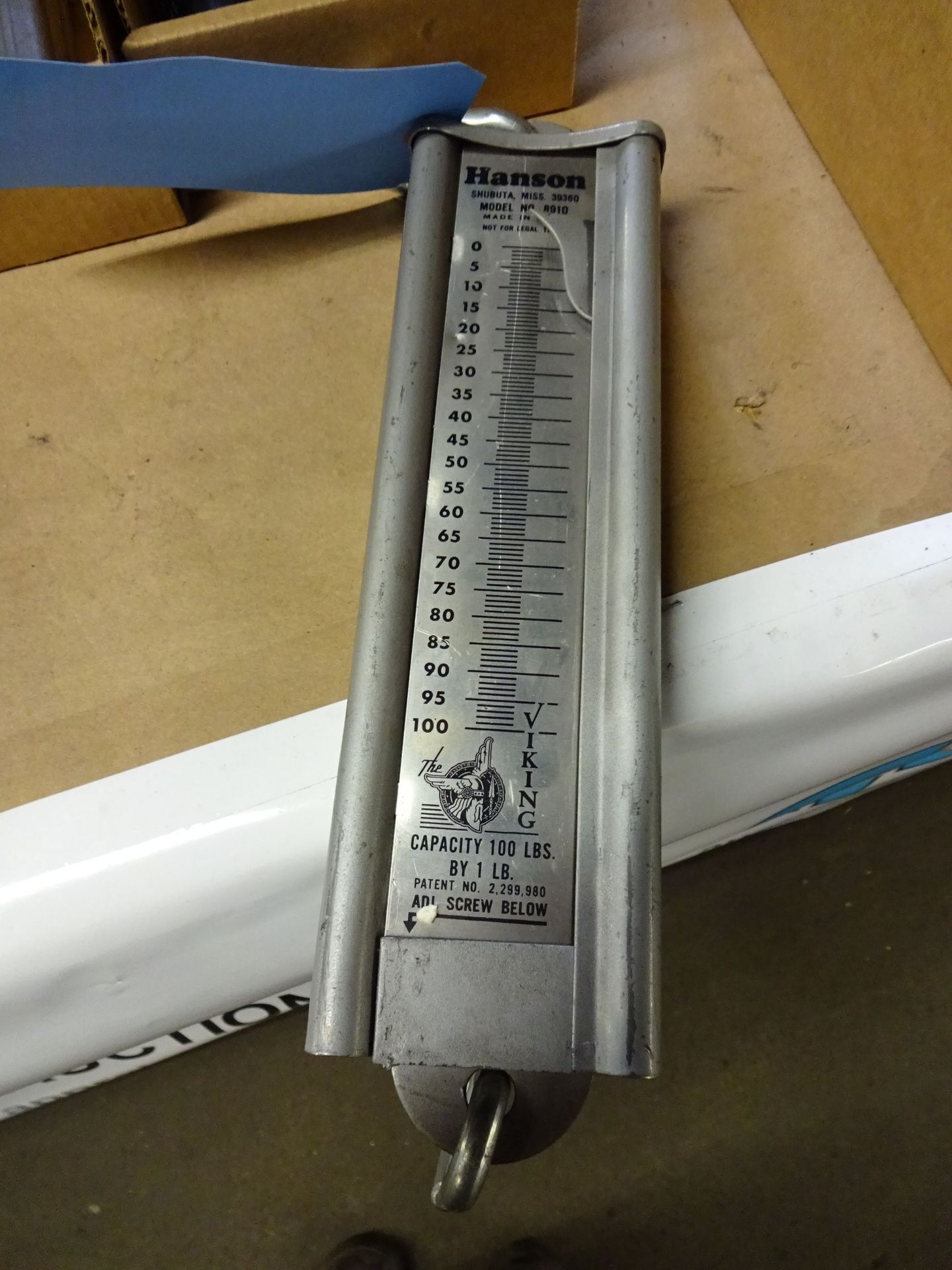 100 LB. HANSON MODEL 8910 HANGING SCALE