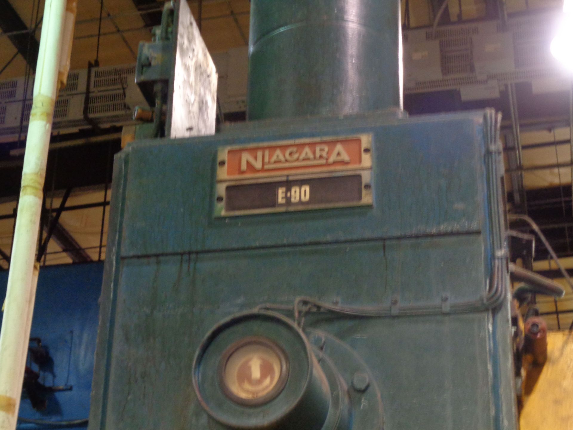 90 TON NIAGARA MODEL E90 OBI PRESS; S/N 52534, 39" LEFT TO RIGHT X 25" FRONT TO BACK BED, 9" STROKE, - Image 9 of 10