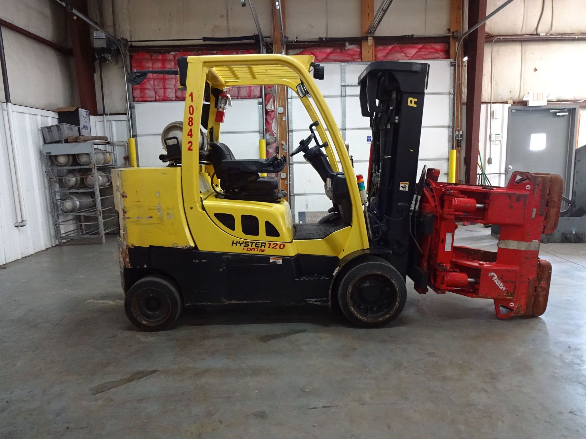 12,000 LB. HYSTER MODEL S120FTPRS SOLID TIRE LP GAS LIFT TRUCK W/ PAPER ROLL CLAMP; S/N - Image 4 of 12