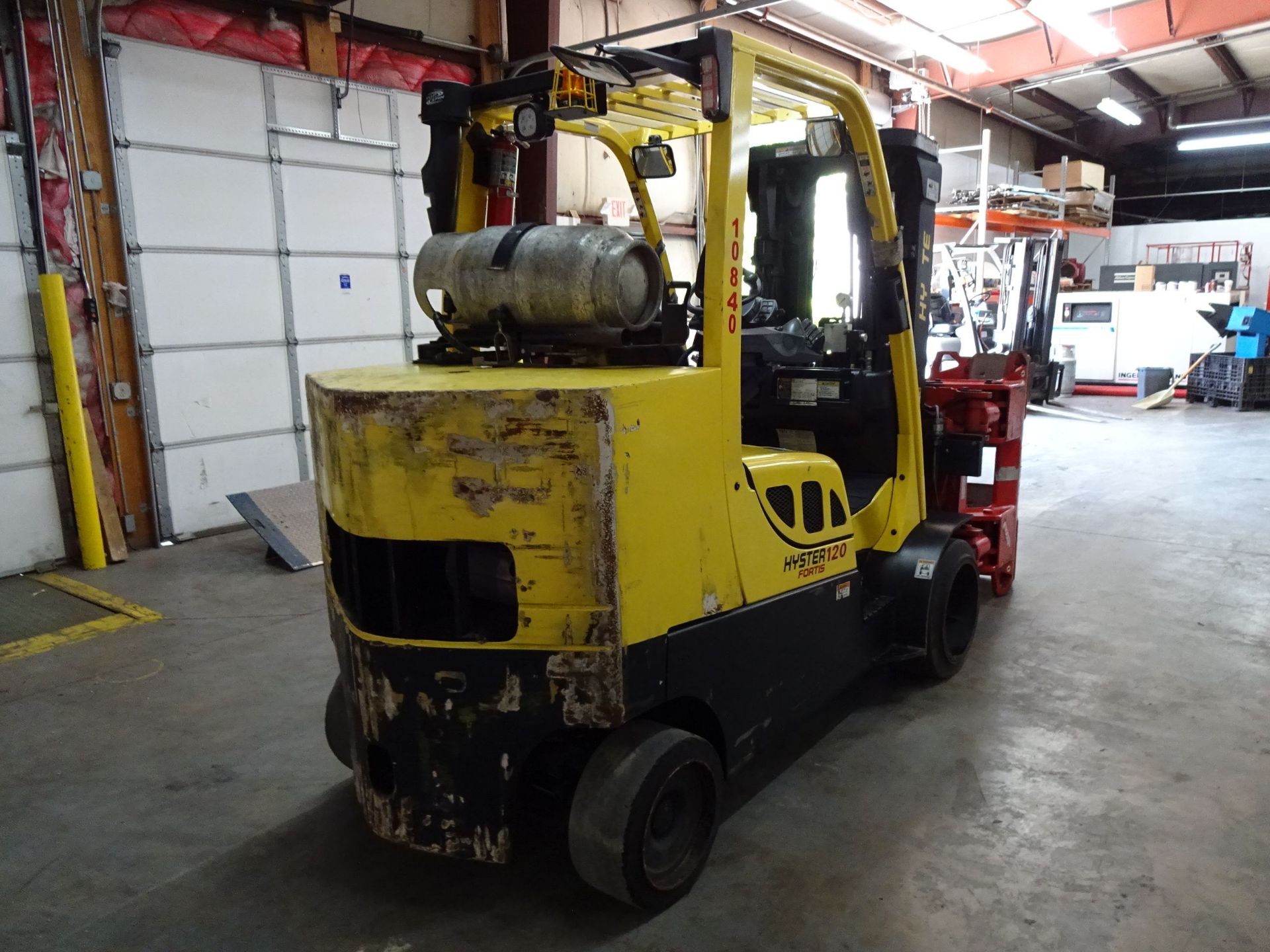 12,000 LB. HYSTER MDOEL S120FTPRS SOLID TIRE LP GAS LIFT TRUCK W/ PAPER ROLL CLAMP; S/N - Image 6 of 12