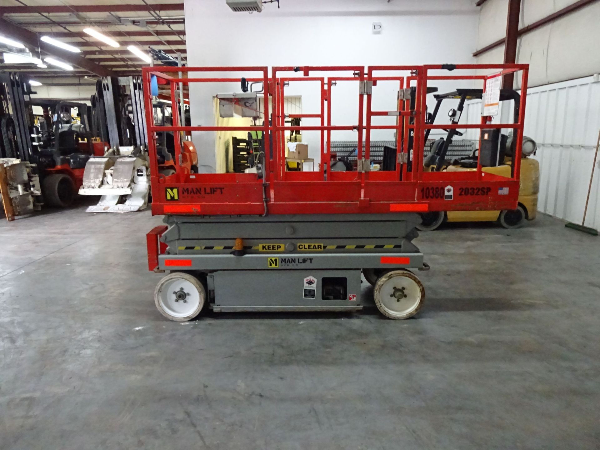 SKYJACK MODEL SJ3220 ELECTRIC POWER ELECTRIC POWER SOLID TIRE SCISSOR LIFT; S/N 60003106, 30" X 110" - Image 7 of 13