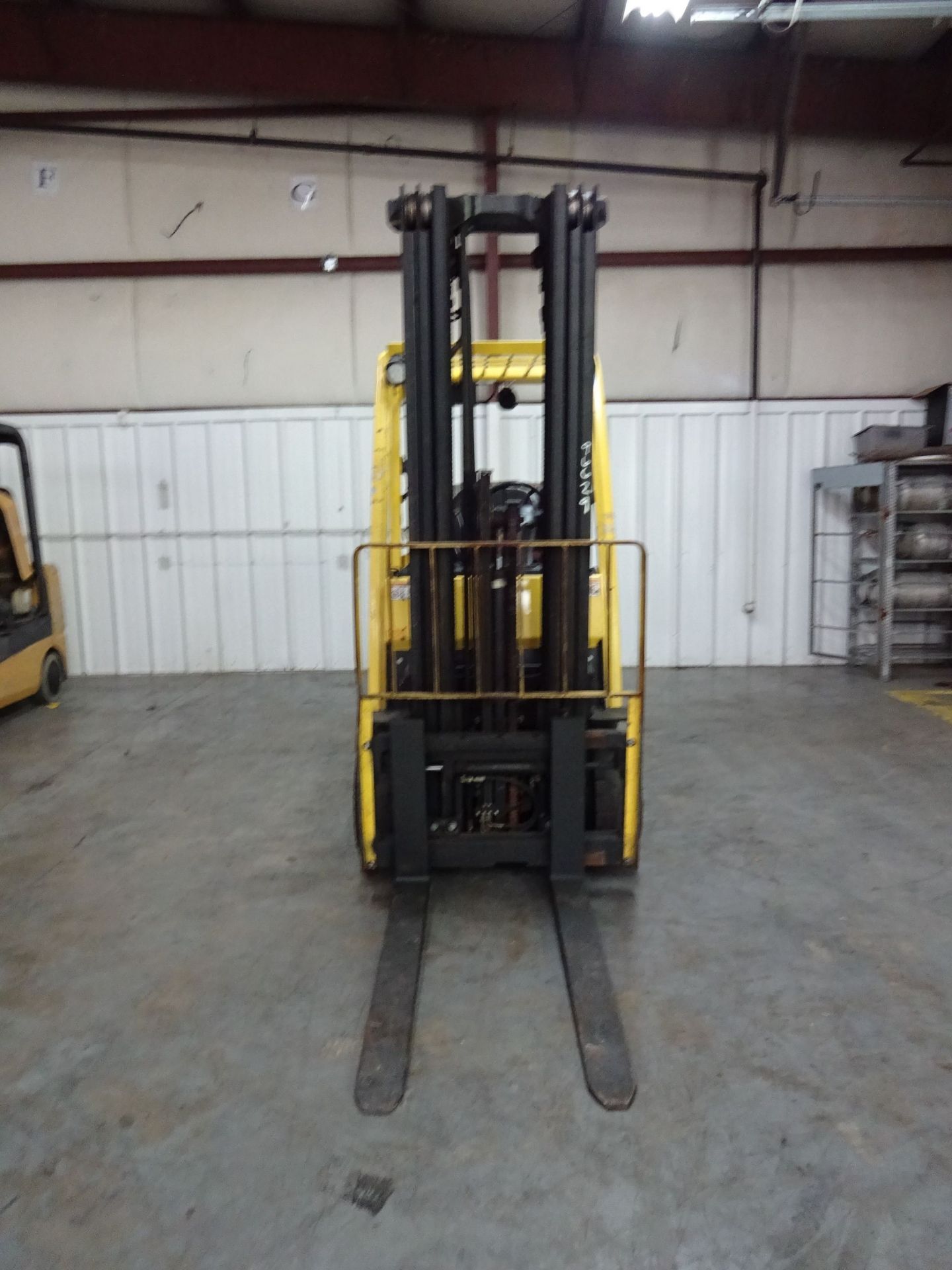 6,000 LB. HYSTER MDOEL S60FT SOLID TIRE LP GAS LIFT TRUCK; S/N F187V17319J (13,865 HOURS), 3-STAGE - Image 2 of 11