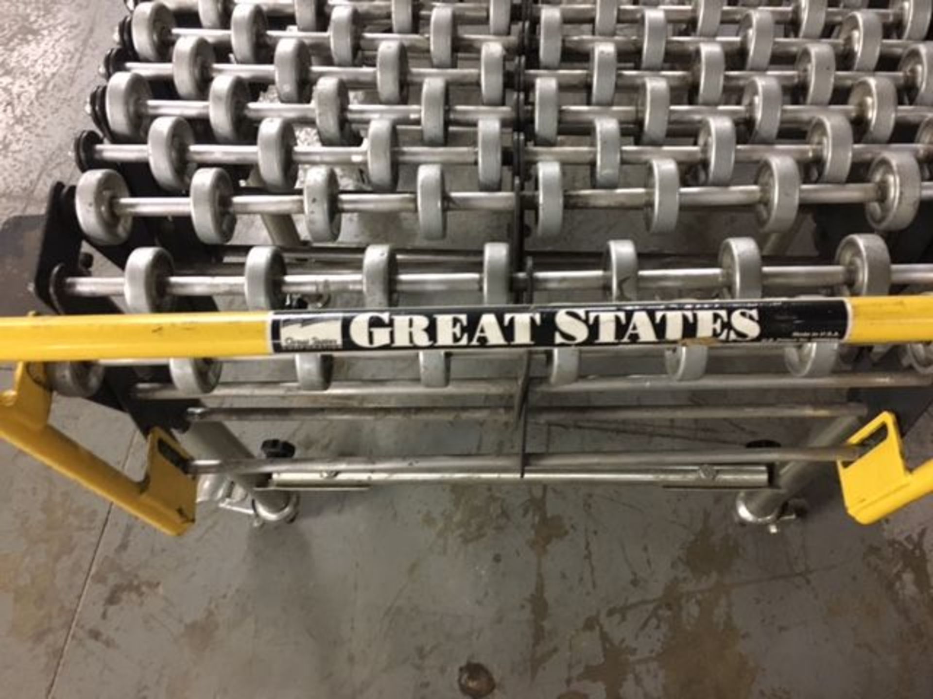 EXPANDABLE SKATE CONVEYOR; 24" WIDE X 80" WHEN CLOSED X 27' WHEN EXTENDED - LOCATED AT 6600 STOCKTON - Image 3 of 6