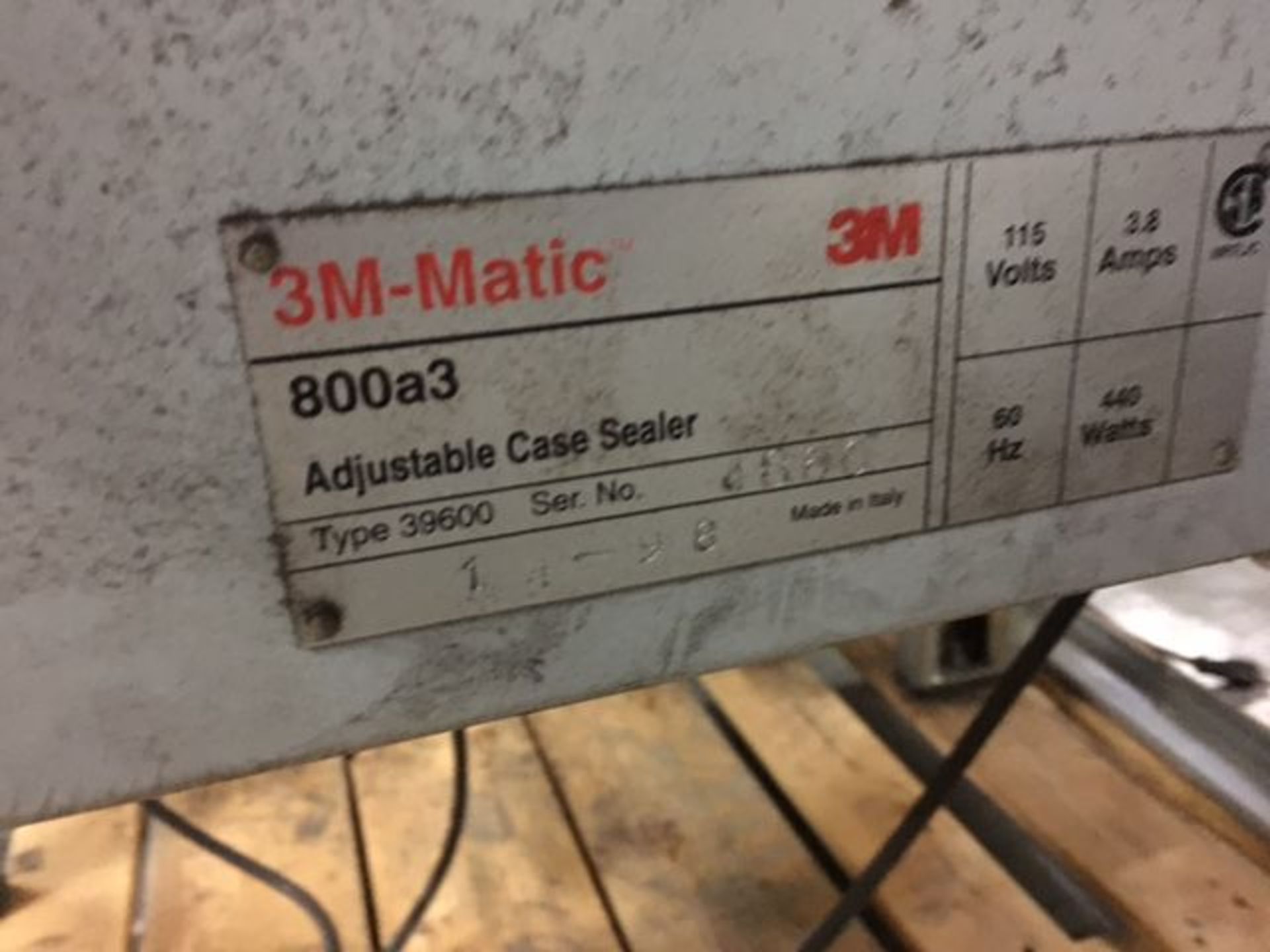 3M-MATIC TYPE 39600 800A3 ADJUSTABLE CASE SEALER; S/N 4860 - LOCATED AT 6600 STOCKTON ROAD, - Image 3 of 4