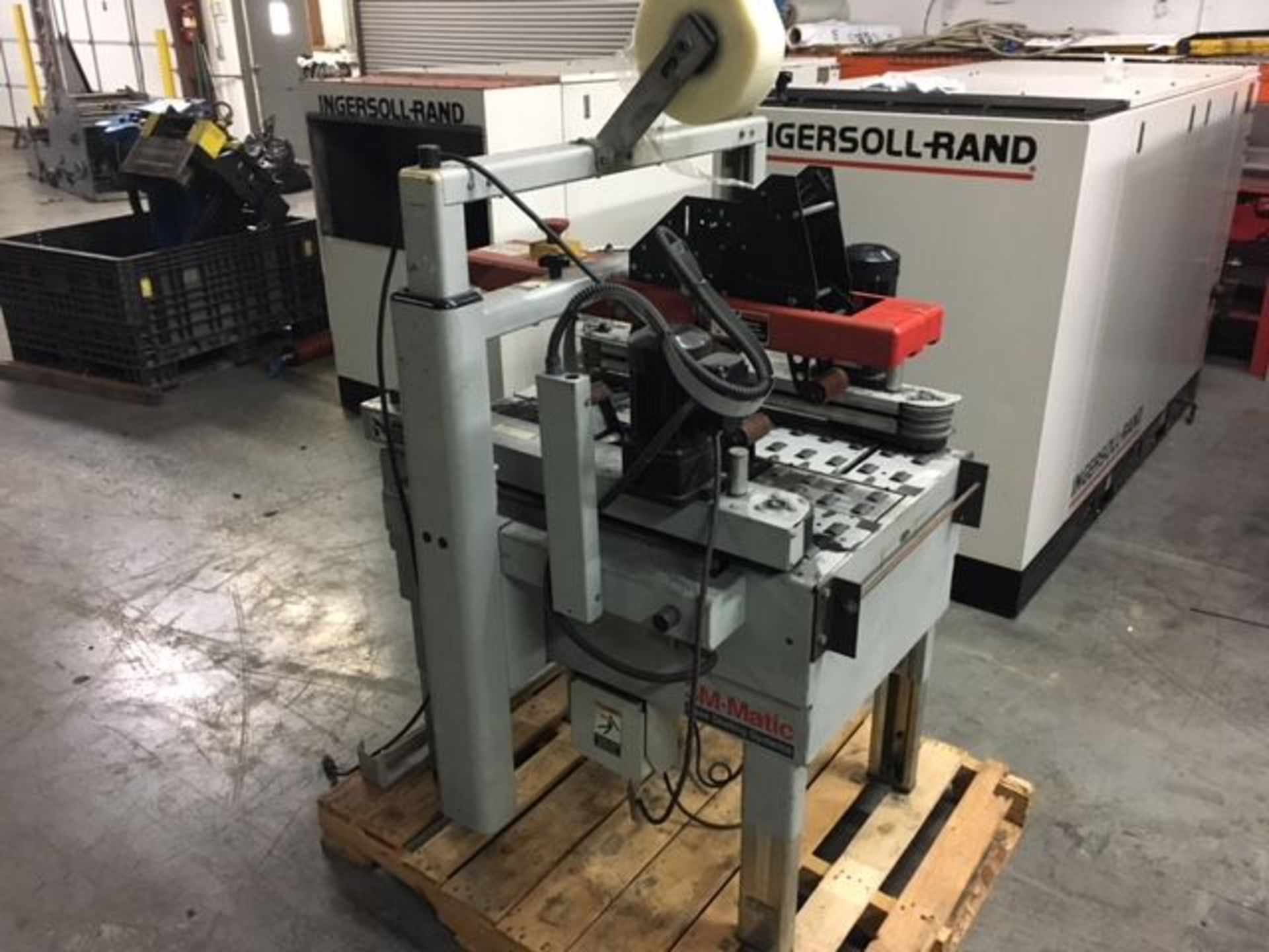 3M-MATIC TYPE 39600 800A3 ADJUSTABLE CASE SEALER; S/N 4860 - LOCATED AT 6600 STOCKTON ROAD,