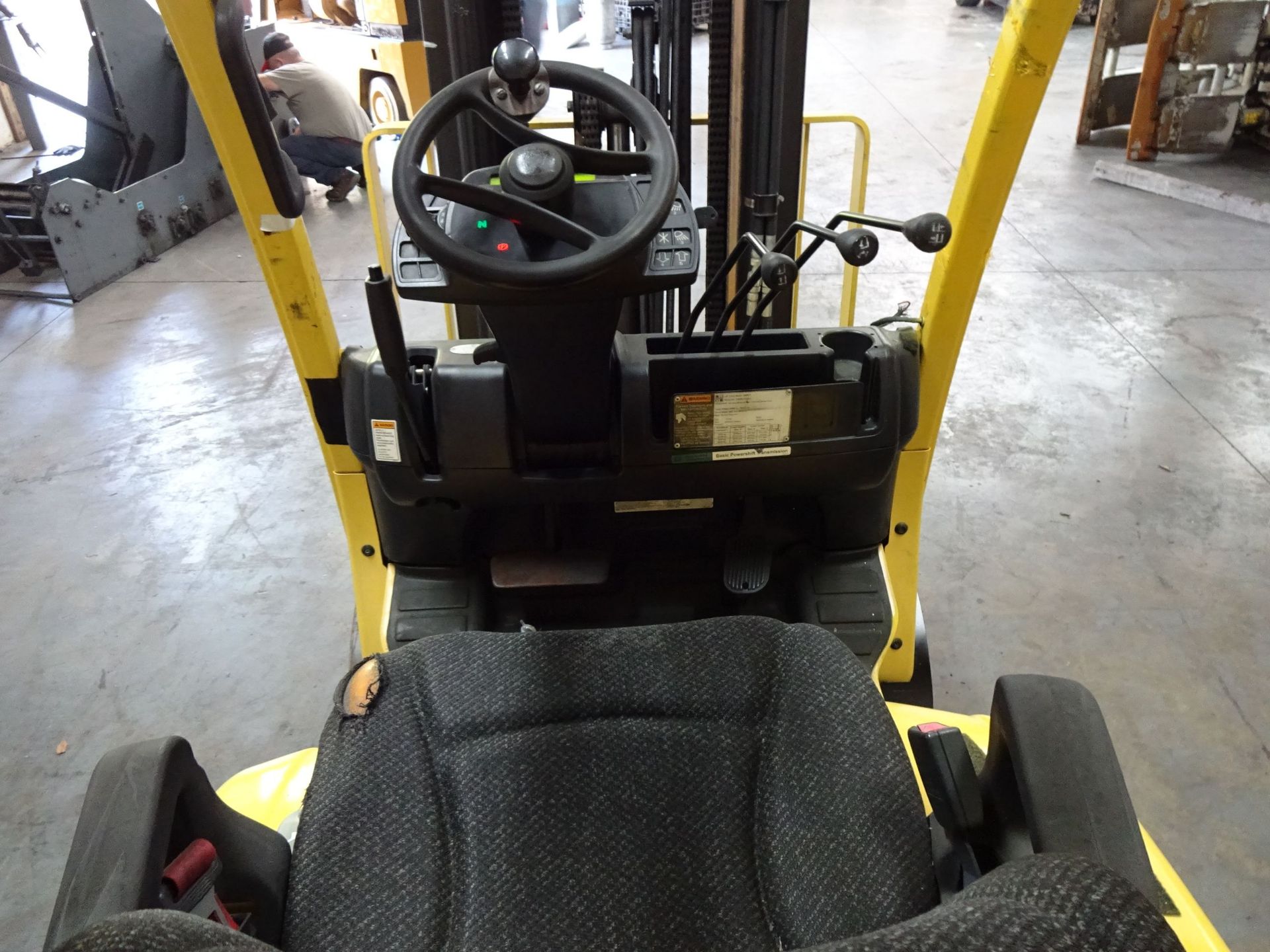6,000 LB. HYSTER MDOEL S60FT SOLID TIRE LP GAS LIFT TRUCK; S/N F187V17322J (10,429 HOURS), 3-STAGE - Image 9 of 11