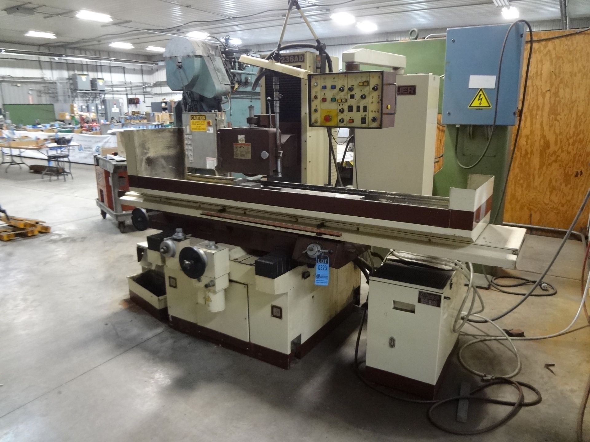 12" X 36" CHEVALIER MODEL FS6-1236AD HYDRUALIC SURFACE GRINDER; S/N F3827001, PB CONTROLS, - Image 2 of 11