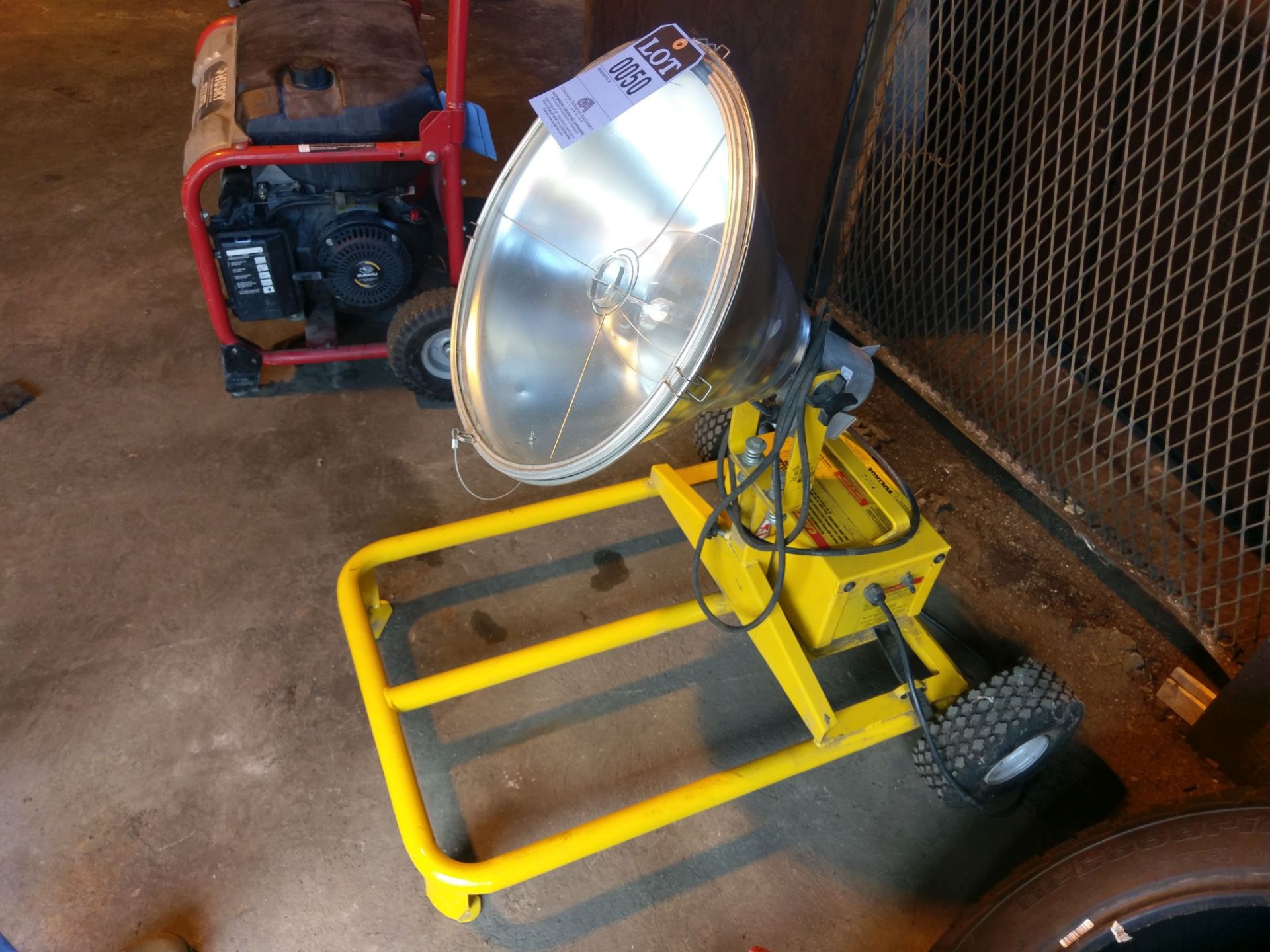 BULL DOG ELECTRIC PORTABLE LIGHT TOWER