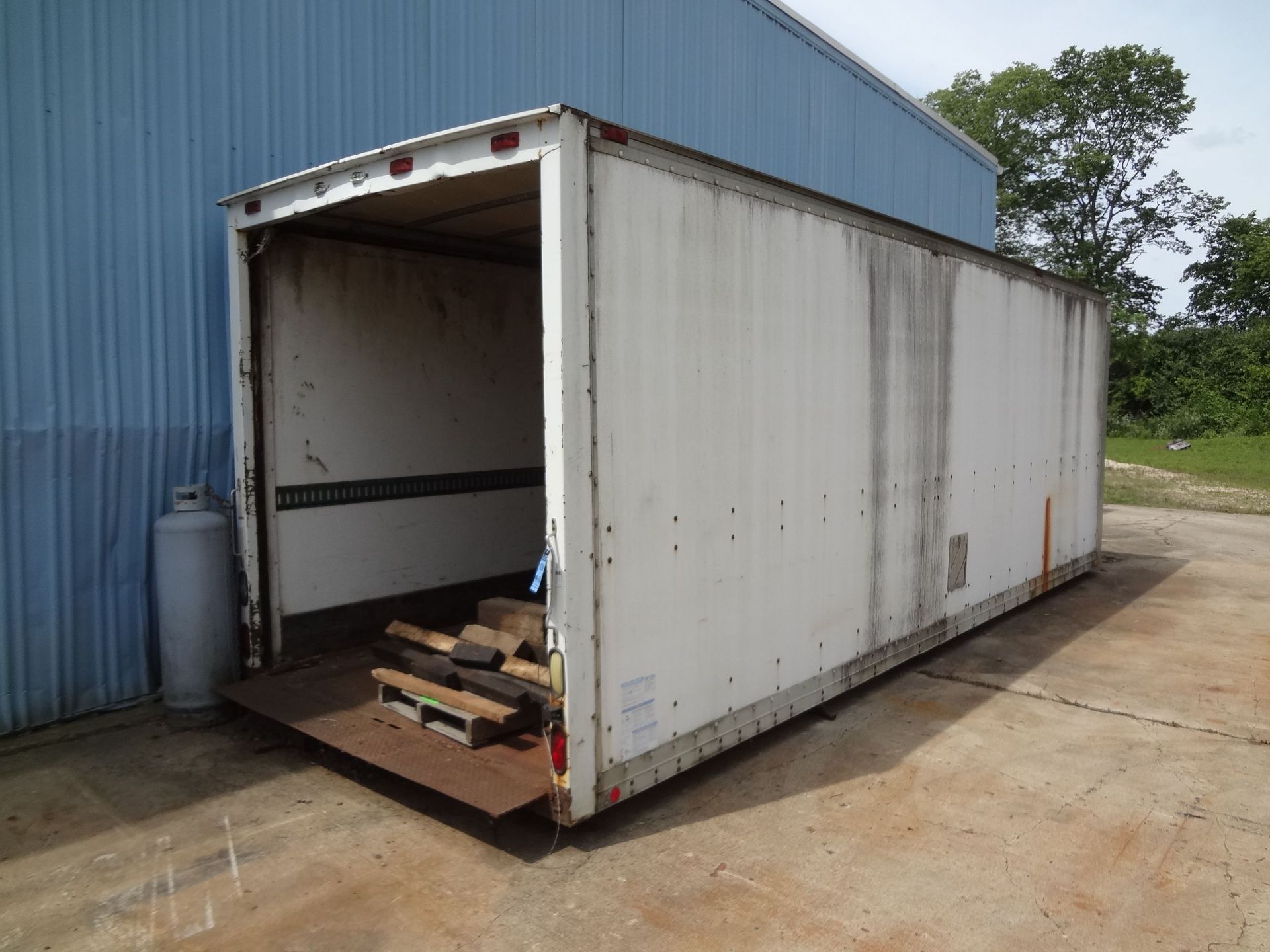 294" TRUCK BOX, 94" WIDE - Image 2 of 3