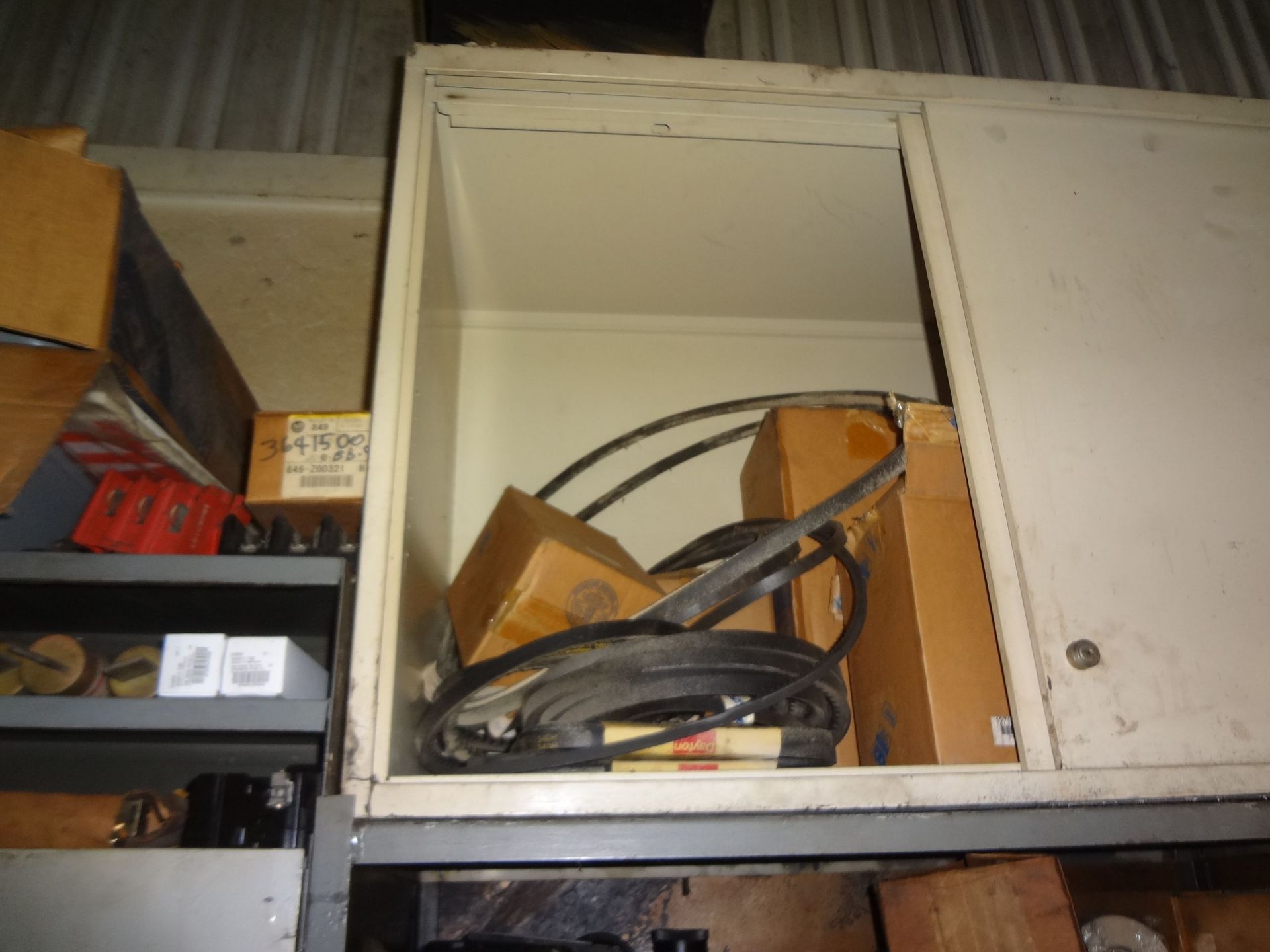 2-DOOR STEEL CABINET WITH CONTETNS INCLUDING LIFT TRUCK PARTS, MACHINE PARTS, FUSES, ELECTRICAL, - Image 5 of 8