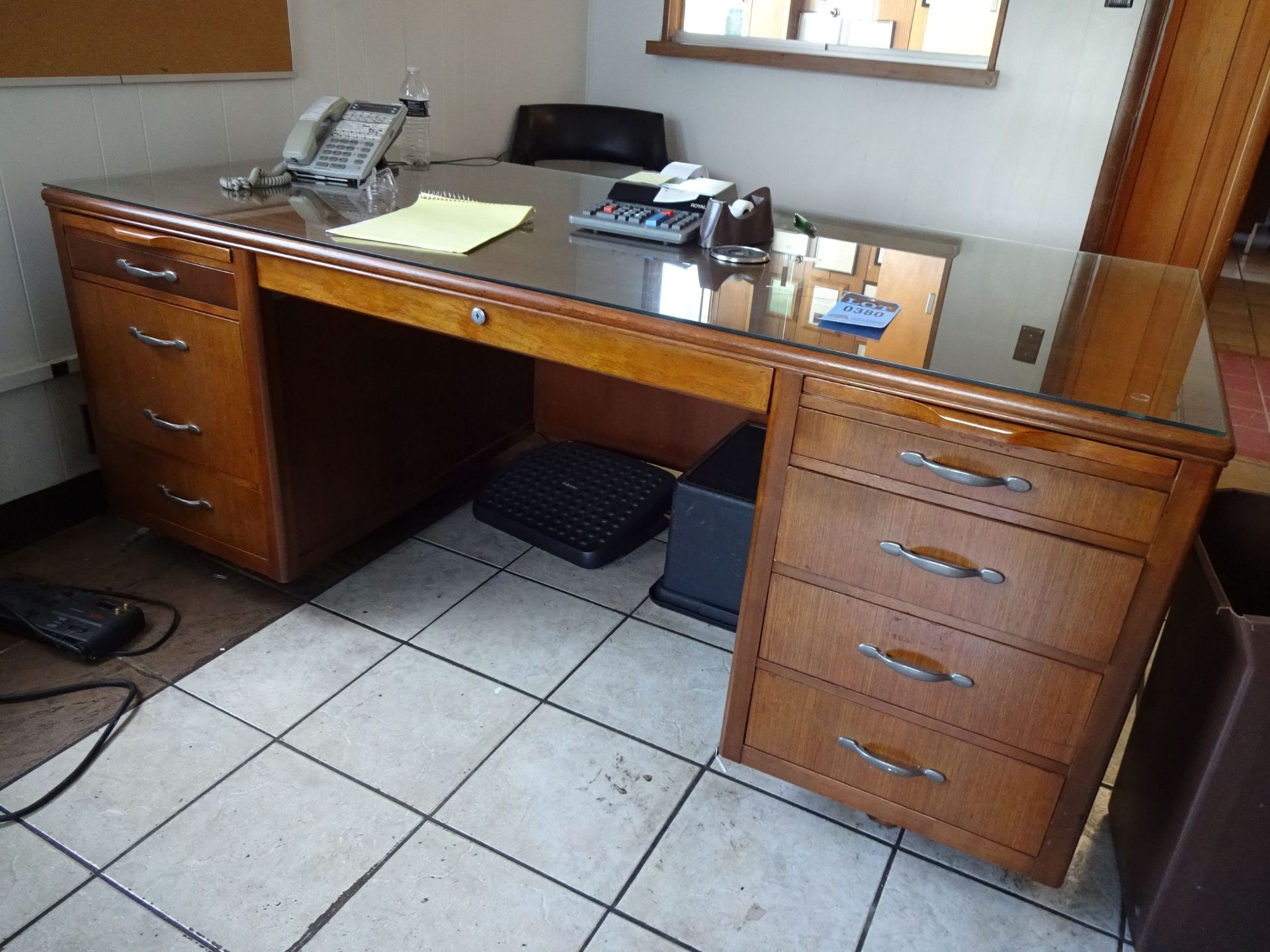 (LOT) WOOD DESK, (2) CABINETS, BROTHER INTELLIFAX 2840 FAX MACHINE