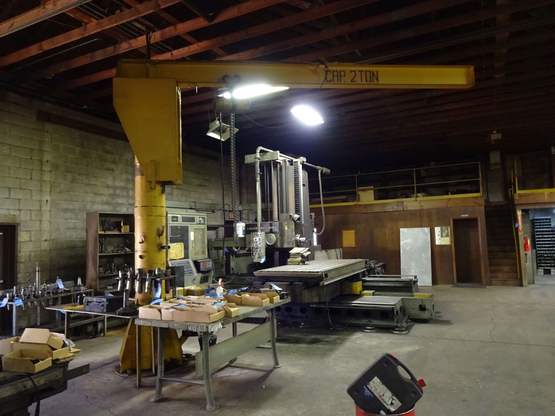 2 TON X 14' ARM FREE STANDING JIB CRANE WITH 2 TON BUDGIT ELECTRIC CHAIN HOIST