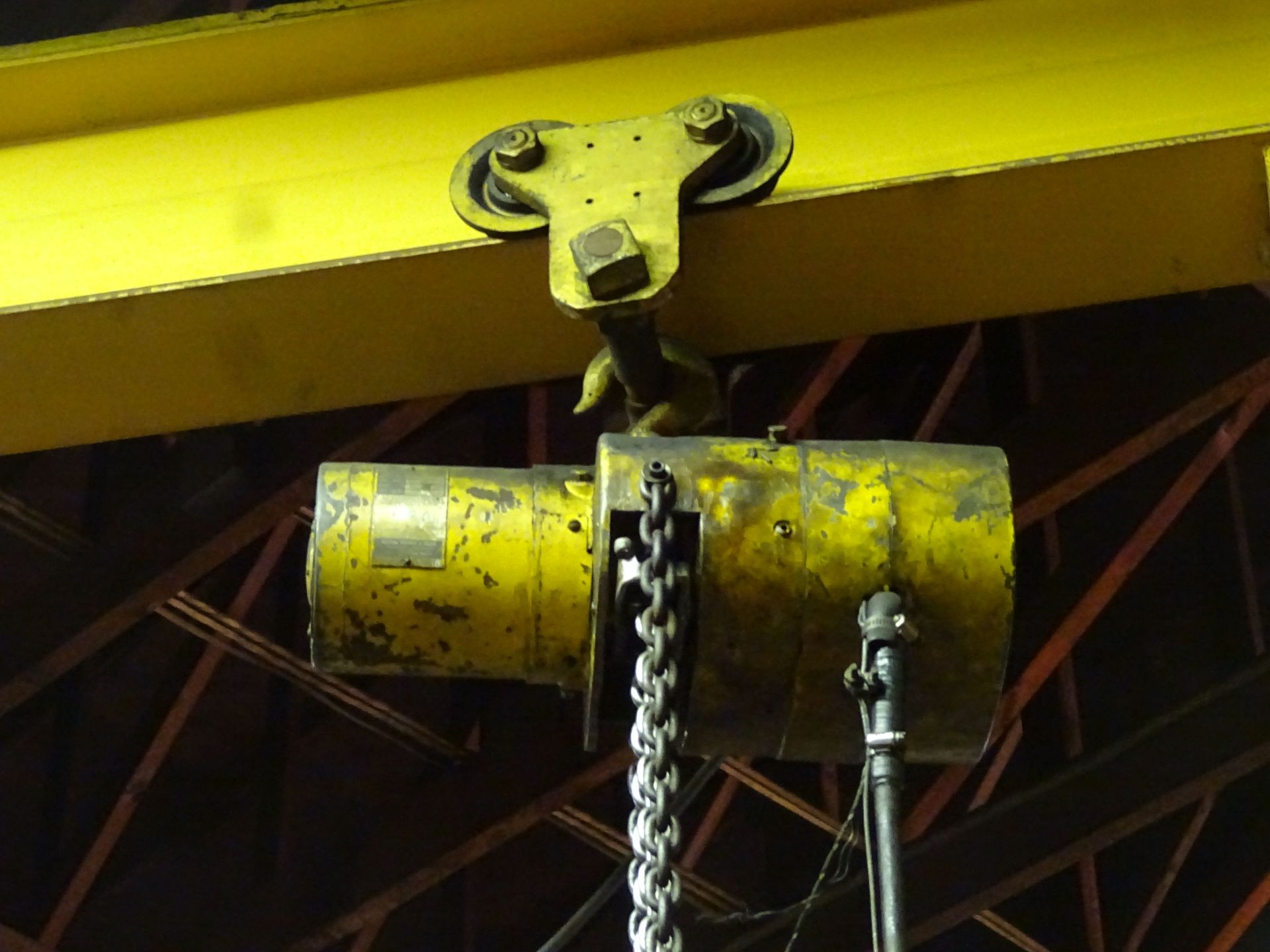 2 TON X 14' ARM FREE STANDING JIB CRANE WITH 2 TON BUDGIT ELECTRIC CHAIN HOIST - Image 3 of 5