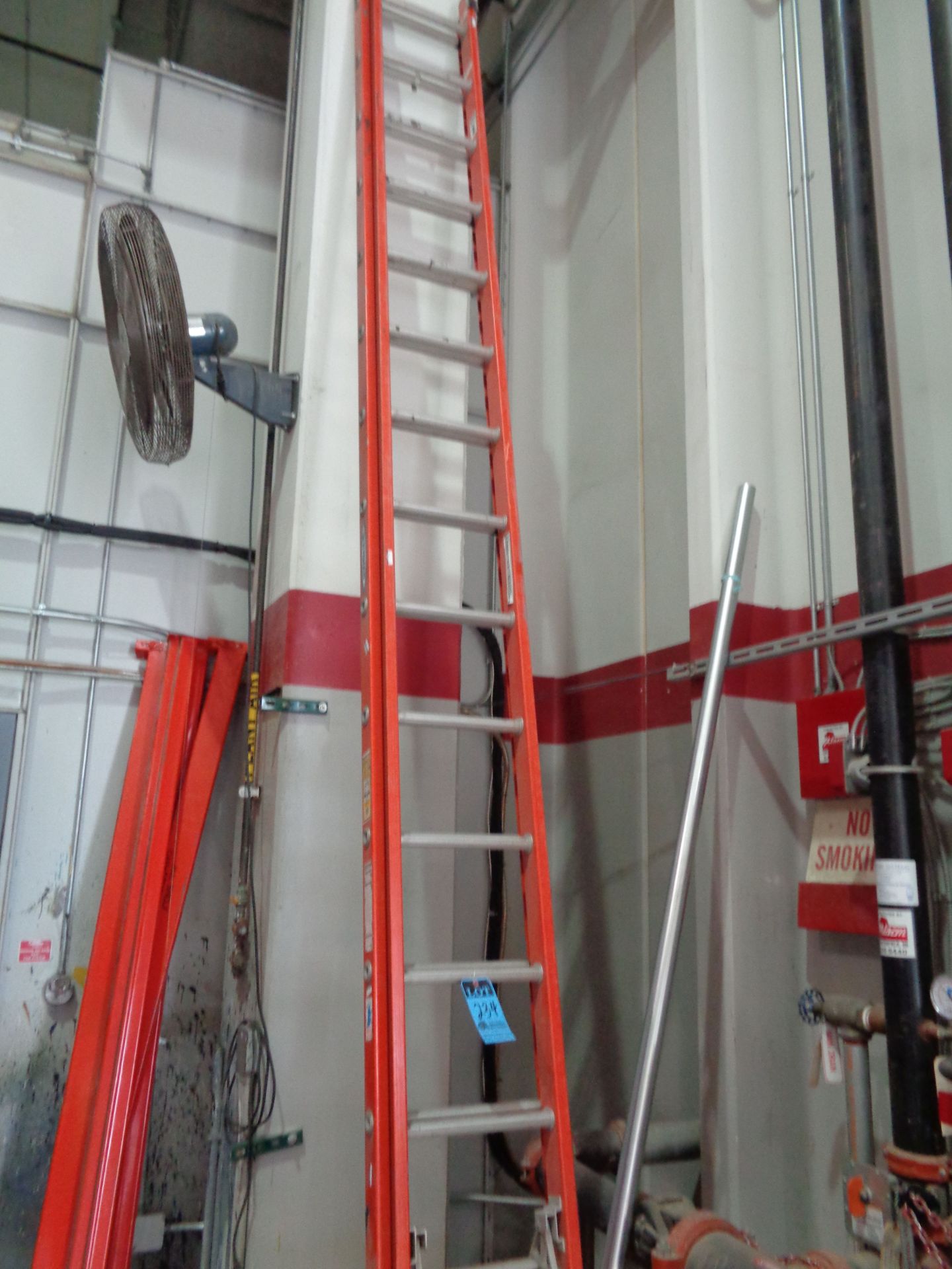 29' EXTENSION LADDER