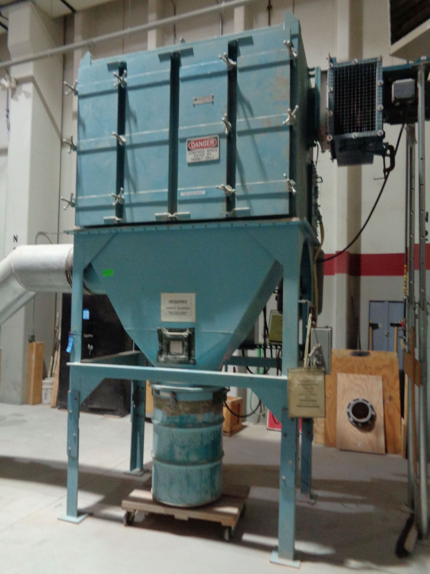 BECKERT AND HIESTER MODEL 12H (4WX3H) DUST COLLECTOR; S/N 2960-1, WITH DUST WORK - Image 2 of 4