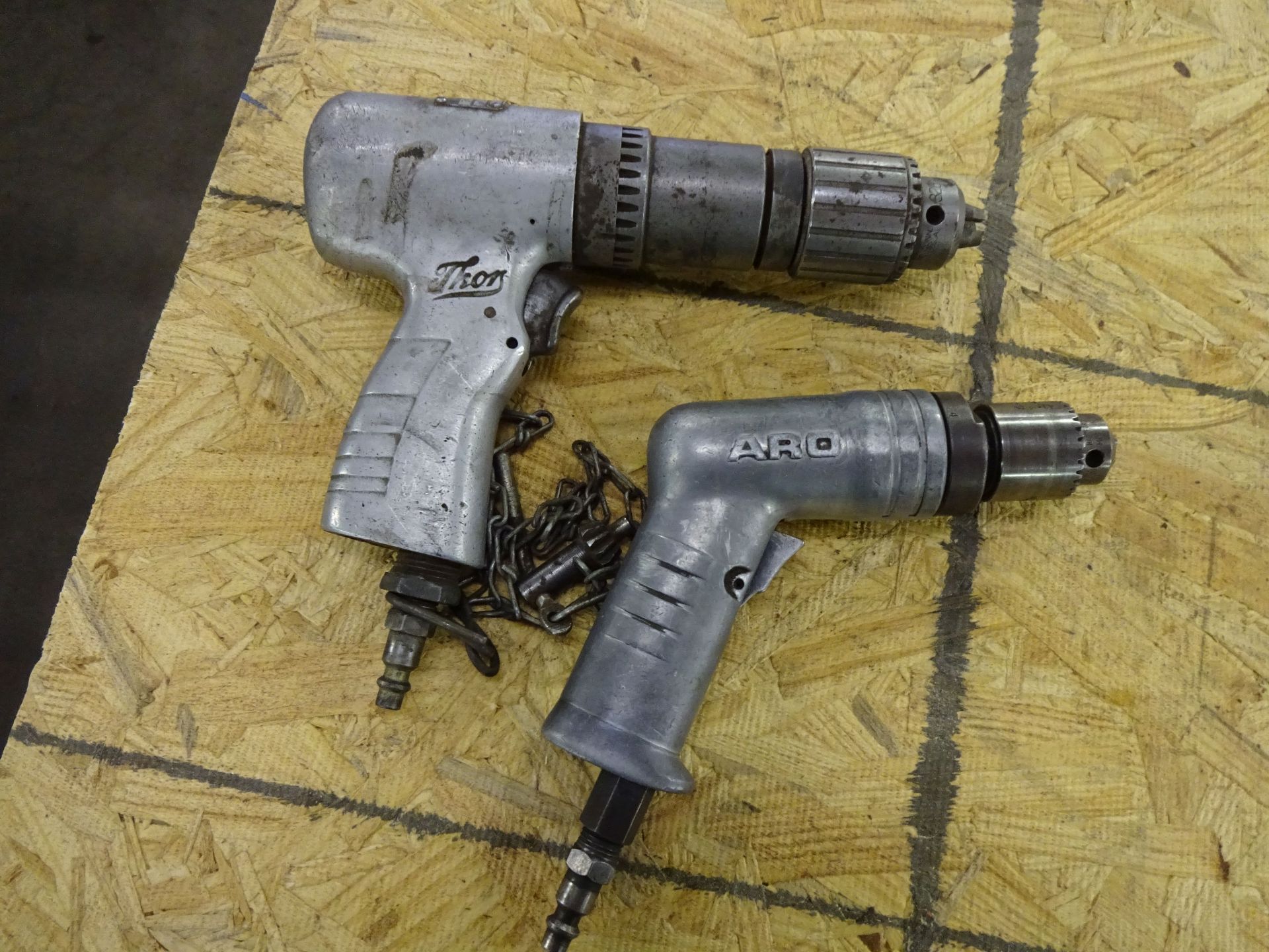 MISCELLANEOUS SIZE PISTOL GRIP PNEUMATIC DRILLS