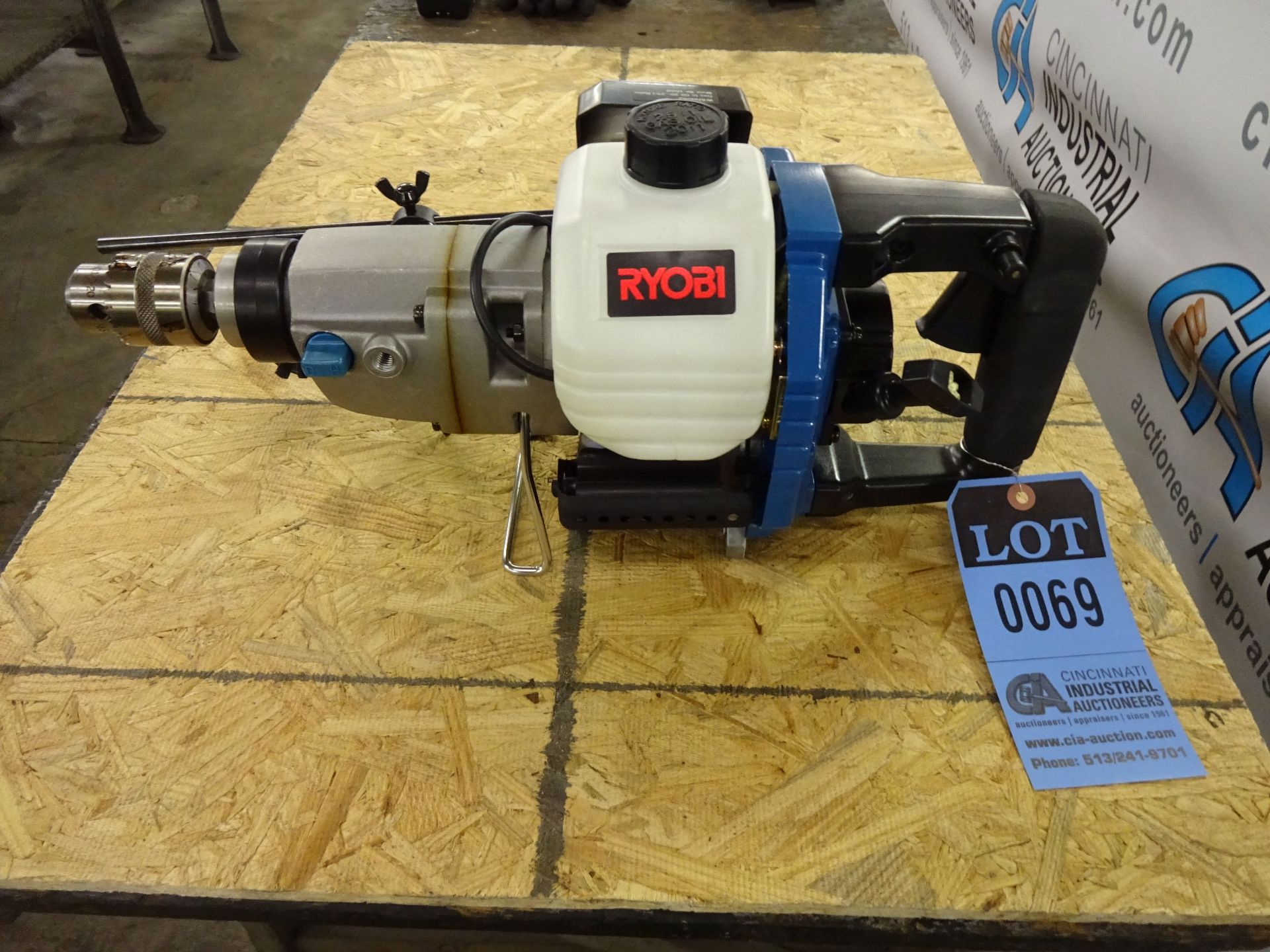 1/2" RYOBI MODEL EH-1930 TWO-CYCLE GAS HAMMER DRILL (BRAND NEW)