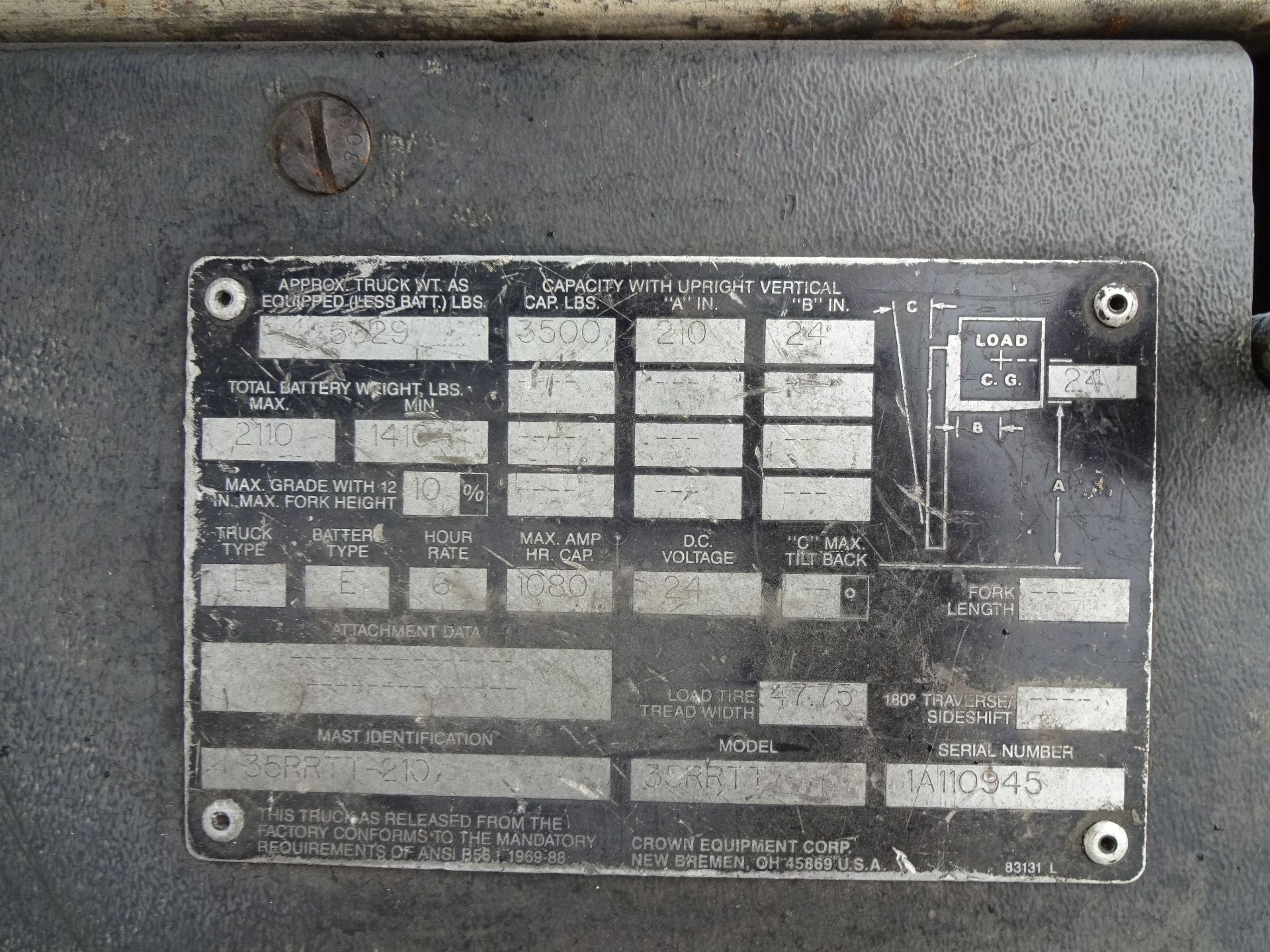 3,500 LB. CROWN MODEL 35RRTT ELECTRIC REACH TRUCK; S/N 1A110945, 3 STAGE MAST, 210" LIFT HEIGHT, 24" - Image 5 of 5