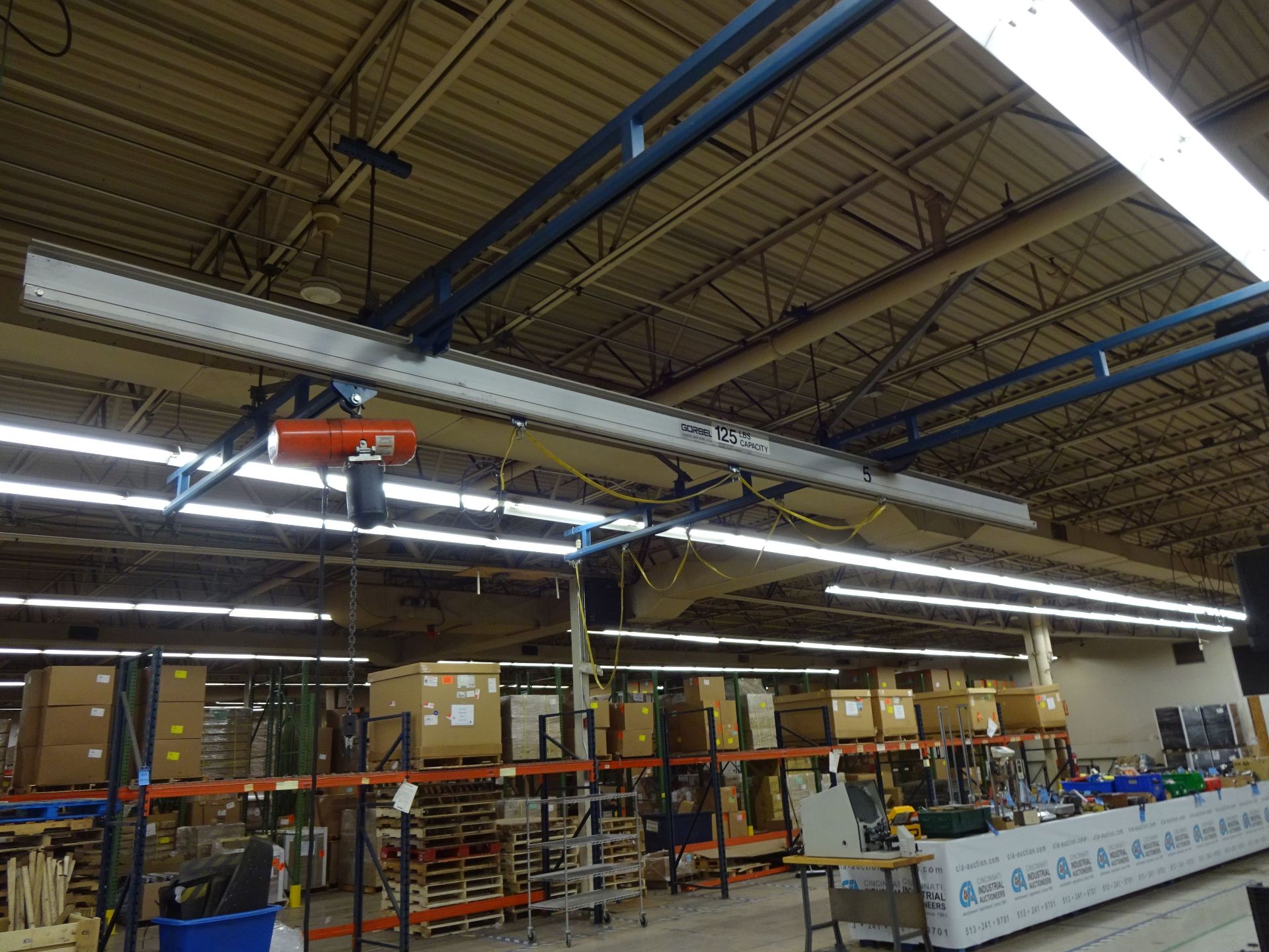 500 LB. X 31' (APPROX.) GORBEL 2-SPAN CEILING HUNG OVERHEAD CRANE WITH 500 LB. HARRINGTON ELECTRIC - Image 7 of 11