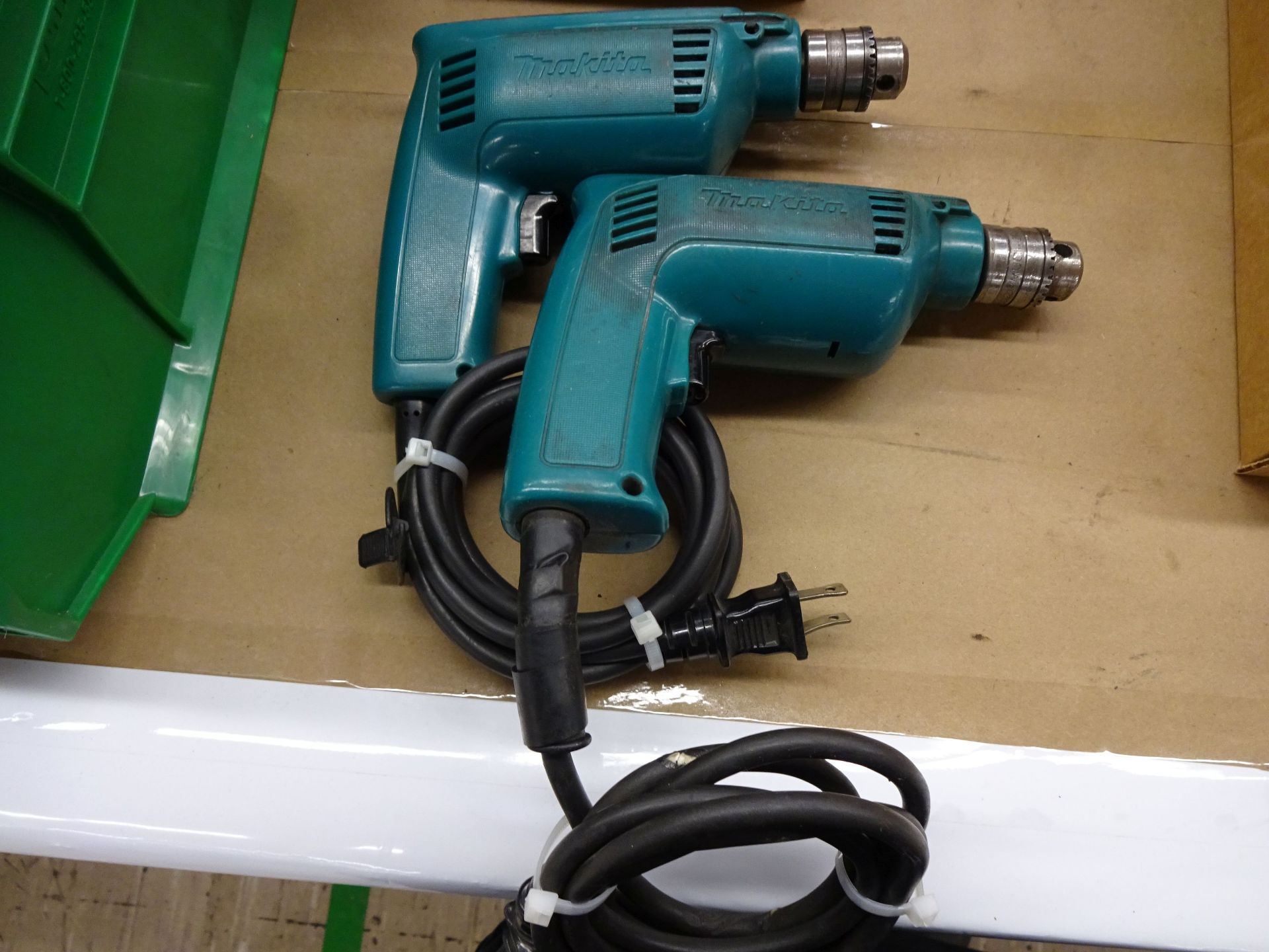 1/4" MAKITA DRILLS