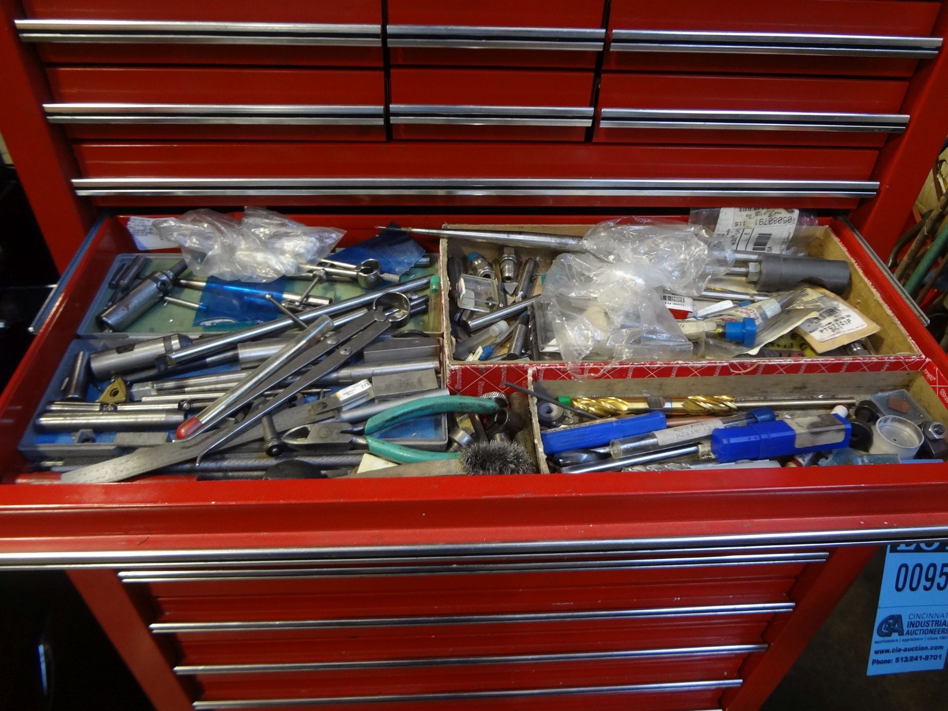 WATERLOO 7-DRAWER ROLL AROUND TOOL CHEST AND CONTENTS WITH WATERLOO TOP BOX AND CONTENTS (HAND - Image 6 of 12