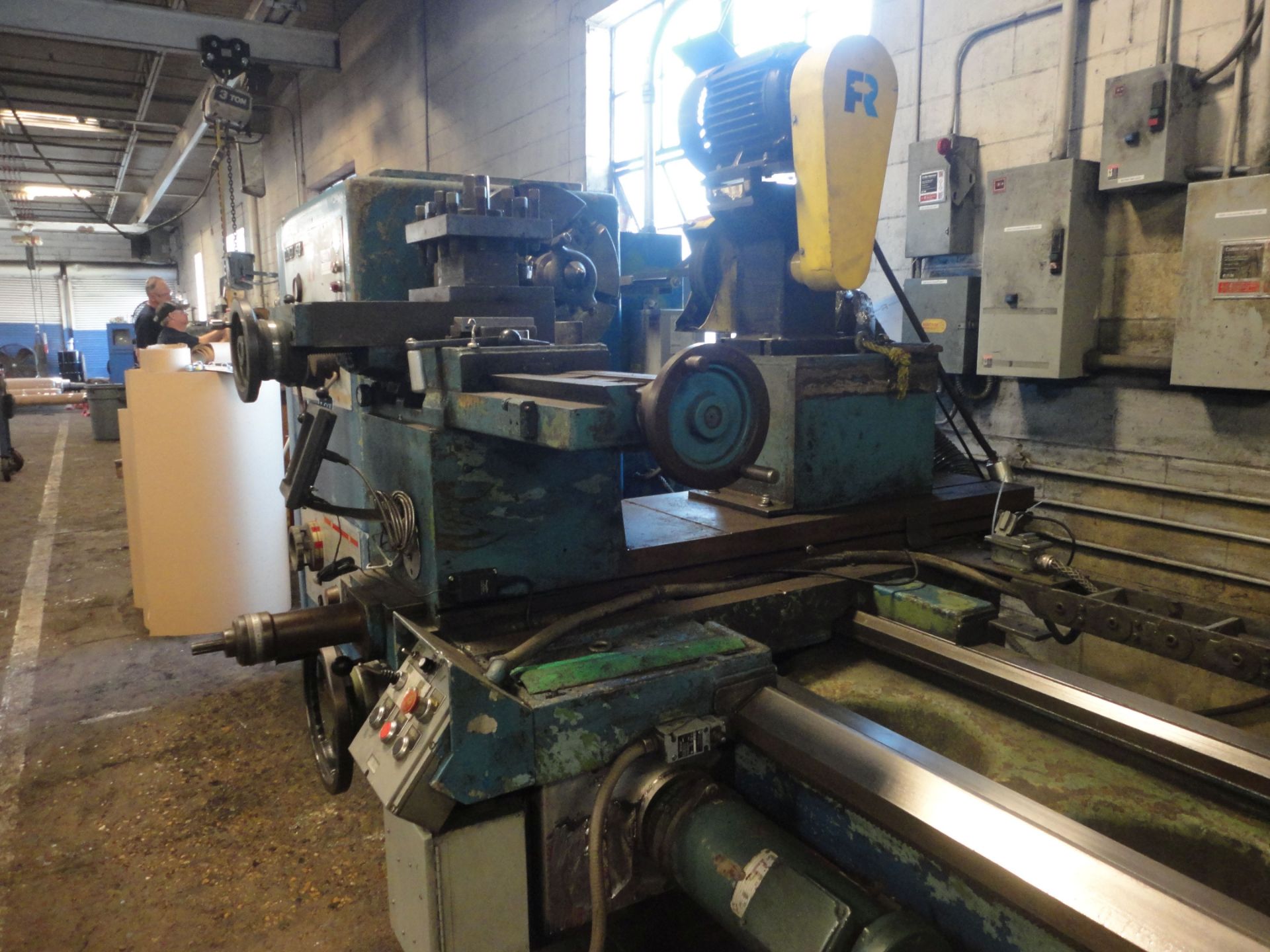 58" X 230" CLOVER MODEL 50 GEARED HEAD ENGINE LATHE; S/N B790304, 43" SWING OVER CROSS SLIDE, 20" - Image 10 of 25