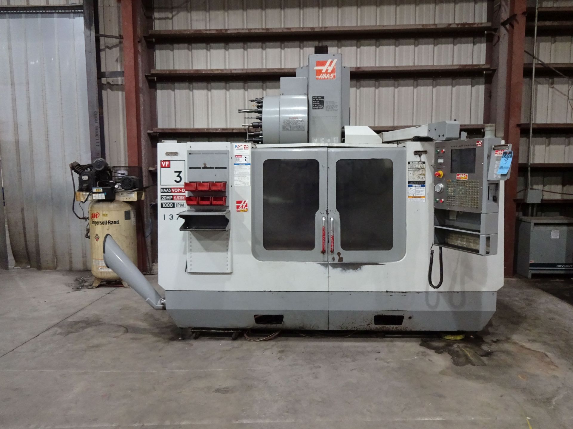 2005 HAAS MODEL VF-3B CNC VERTICAL MACHINING CENTER; S/N 42047, HAAS CNC CONTROL, VOP-D, 20 HP, GEAR - Image 3 of 28