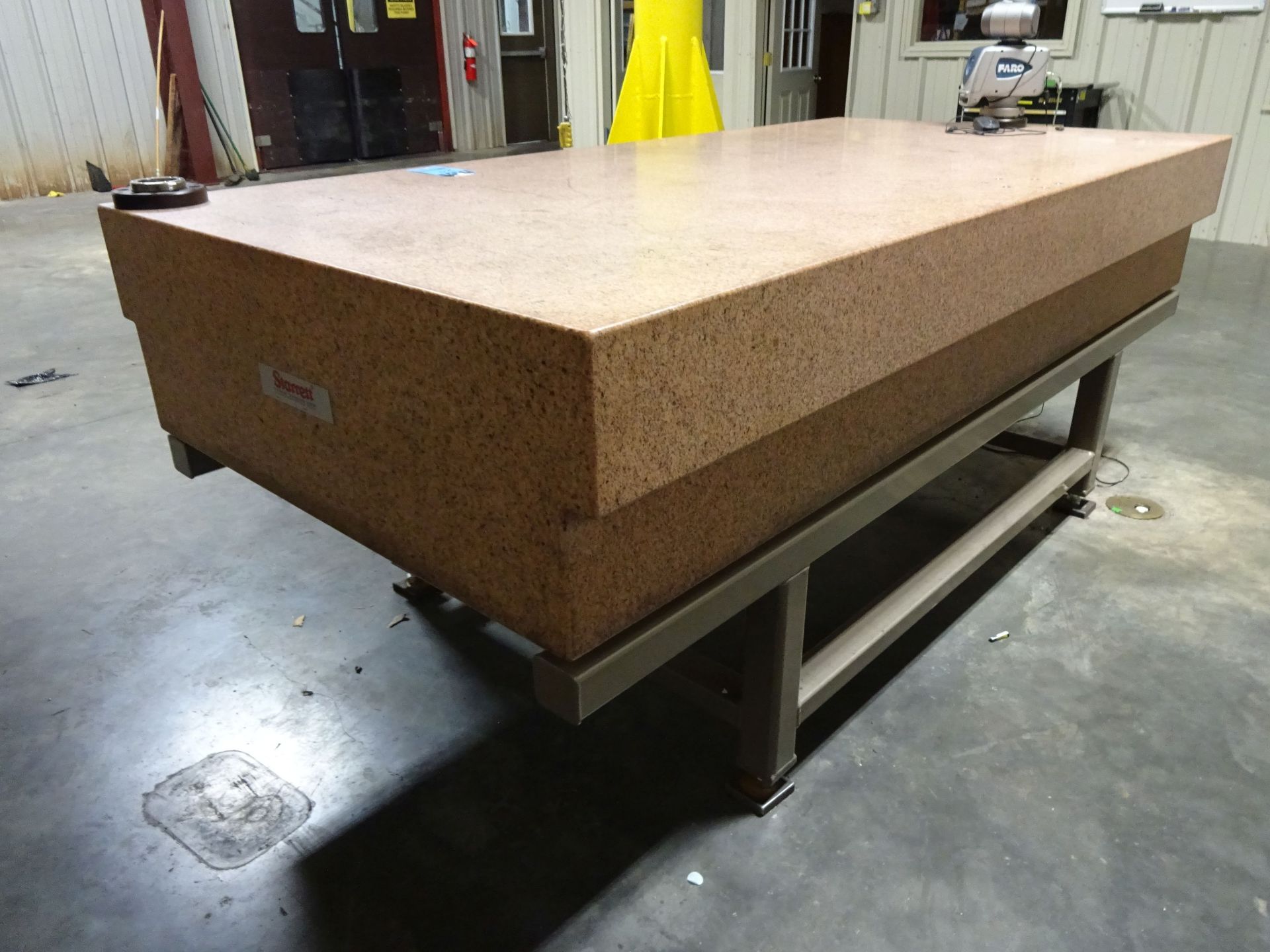 8' X 4' X 16" THICK STARRETT PINK GRANITE SURFACE PLATE - LOADING CHARGE DUE TO INDUSTRIAL SERVICES - Image 2 of 2