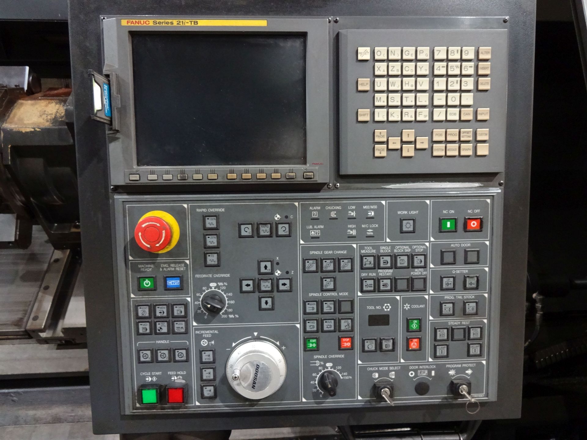 2007 DOOSAN MODEL PUMA 700LM LARGE CAPACITY CNC TURNING CENTER WITH LINE MILLING; S/N 60LM0700, - Image 10 of 27