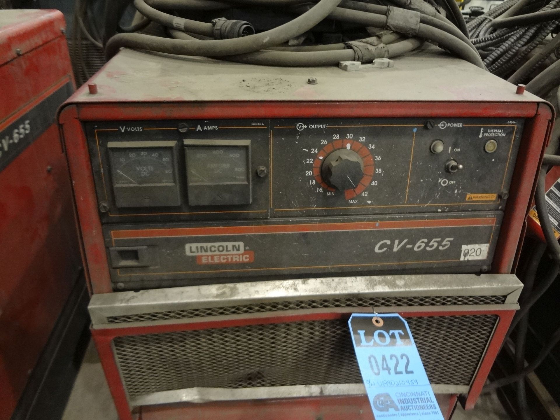 650 AMP LINCOLN ELECTRIC MODEL CV-655 PORTABLE WELDING POWER SOURCE; S/N U1980210959 - Image 2 of 3