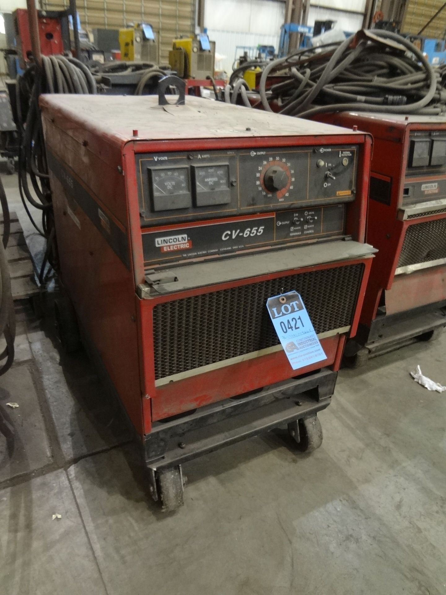 650 AMP LINCOLN ELECTRIC MODEL CV-655 PORTABLE WELDING POWER SOURCE; S/N U1981308009665