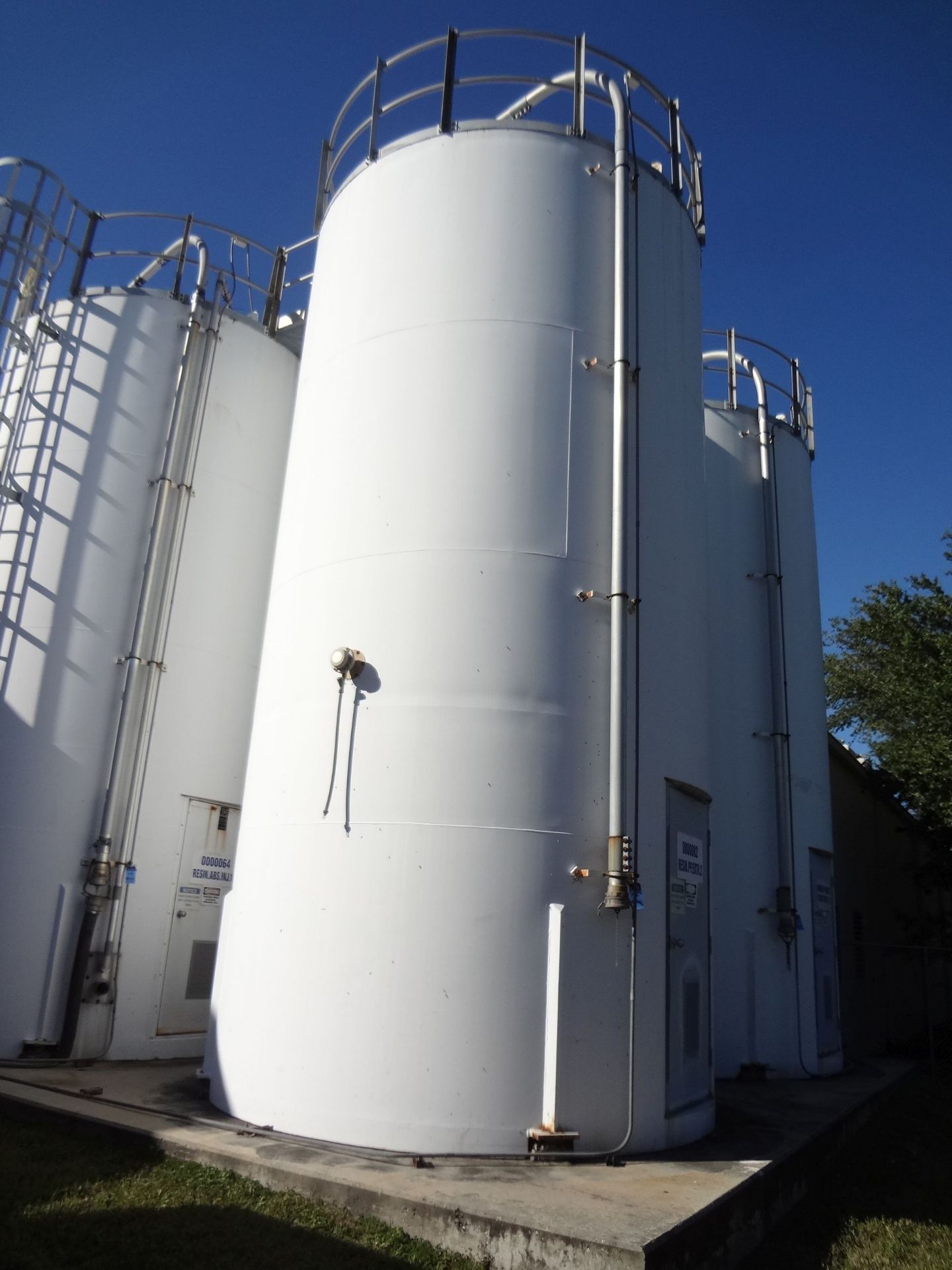 12' DIAMETER X 24' HIGH A.O. SMITH WELDED STEEL PLASTIC MATERIAL STORAGE SILO, 1,703 NOMINAL CUBIC - Bild 2 aus 3