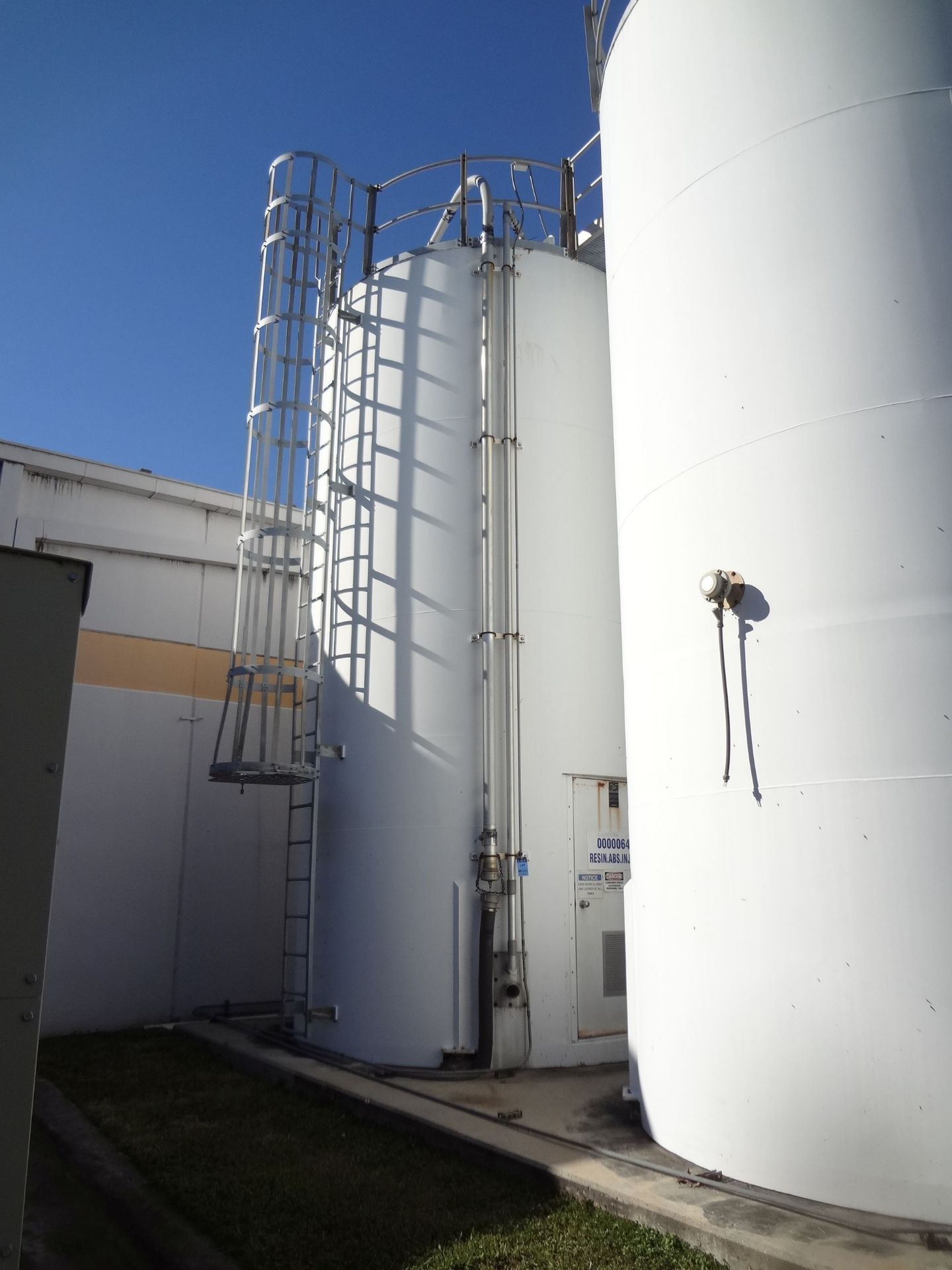 12' DIAMETER X 24' HIGH A.O. SMITH WELDED STEEL PLASTIC MATERIAL STORAGE SILO, 1,703 NOMINAL CUBIC