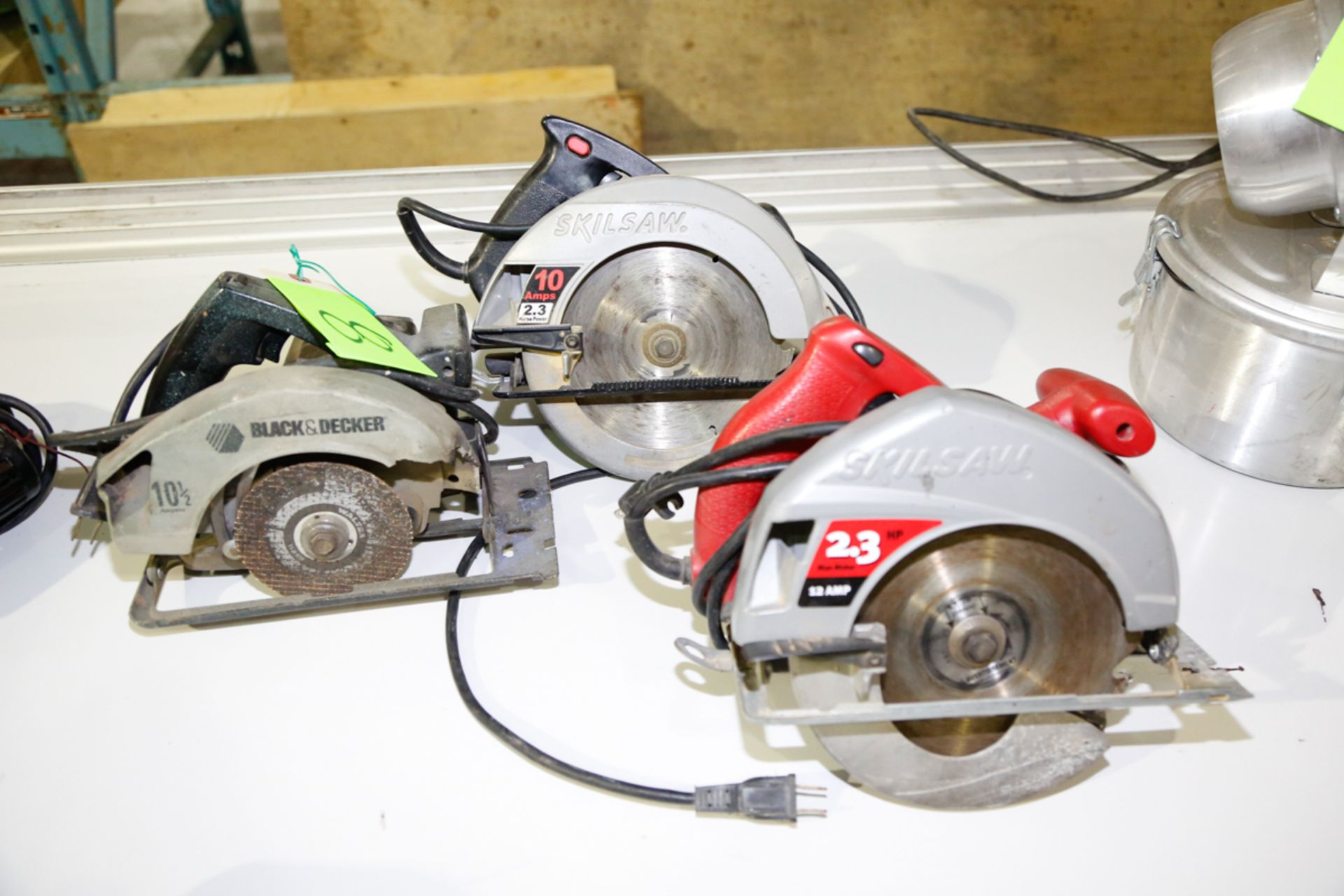 (2) SKILSAW & (1) B & D ELECTRIC CIRCULAR SAWS