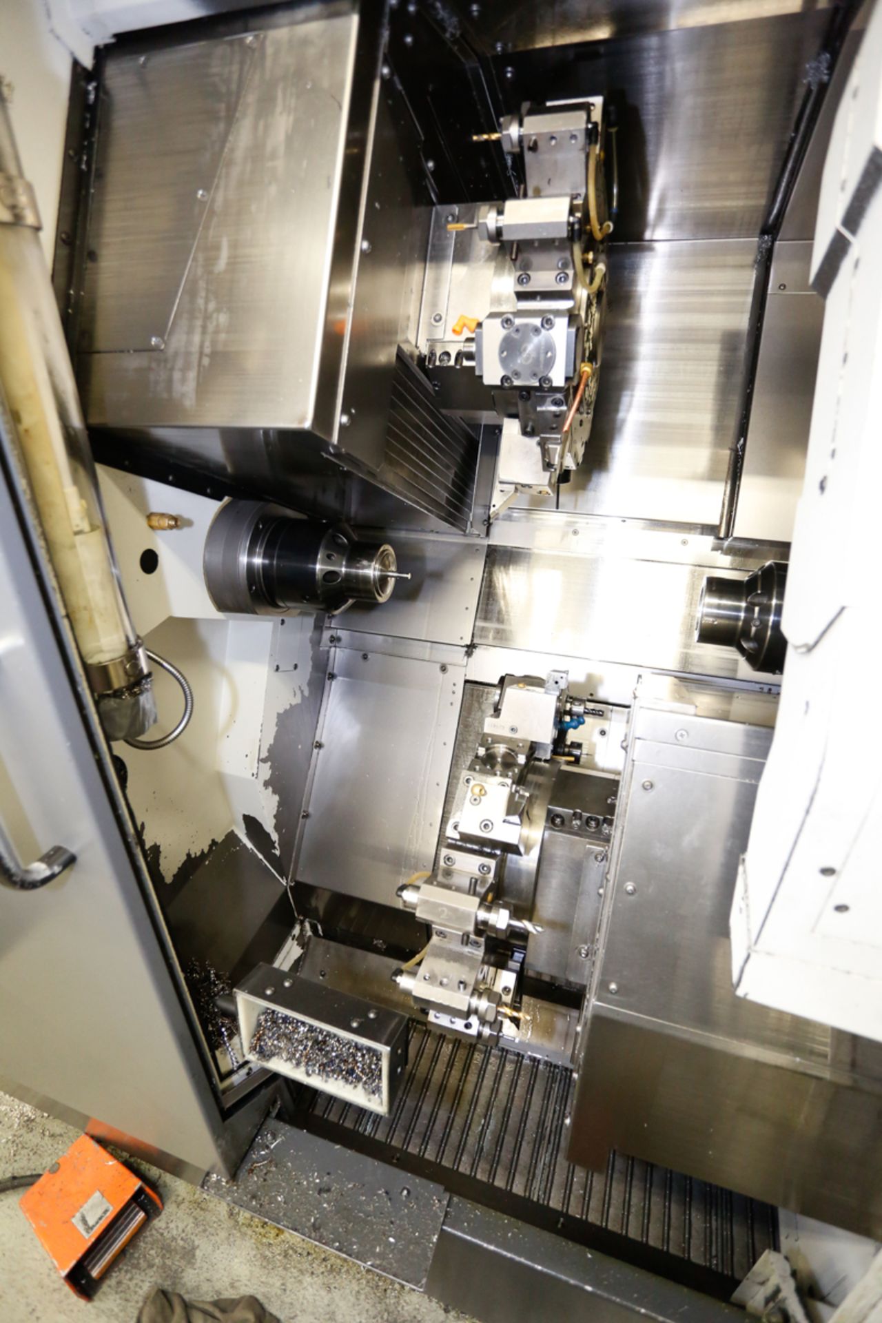 NAKAMURA TOME 8 AXIS TWIN SPINDLE, TWIN TURRET CNC TURNING CENTER MOD. WT-100, LIVE TOOLING, FANUC - Bild 4 aus 10