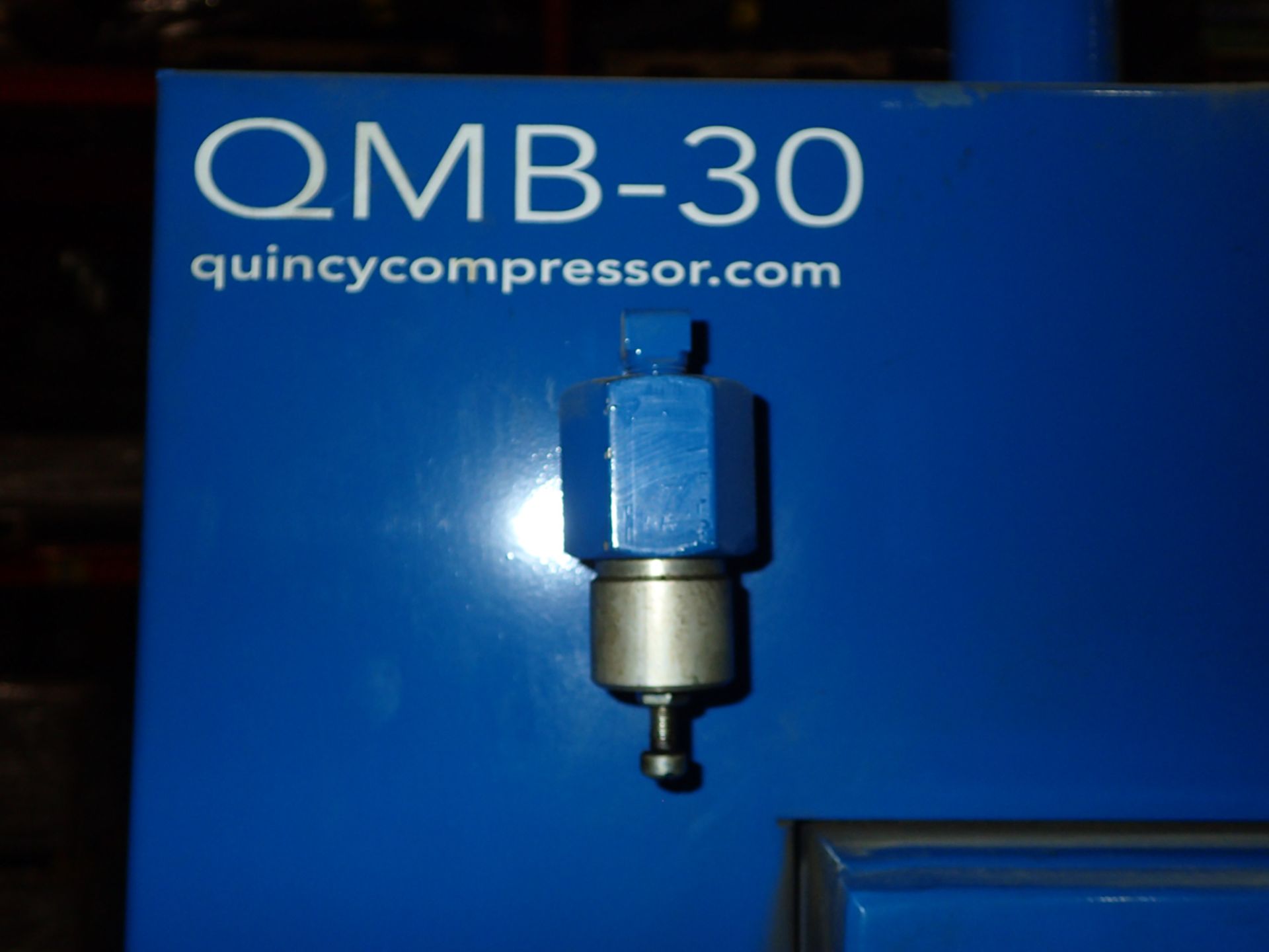 QUINCY 30 HP AIR COMPRESSOR MODEL QMB-30, S/N: UN076557 (Located at 505 avenue Meloche | Dorval, - Image 4 of 6