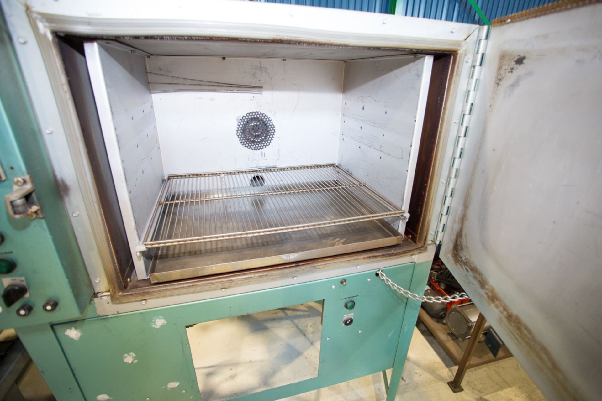 PYRADIA OVEN, 27" X 18" X 17" INSIDE DIMENSIONS (LOCATED IN DORION, QC) - Image 4 of 4