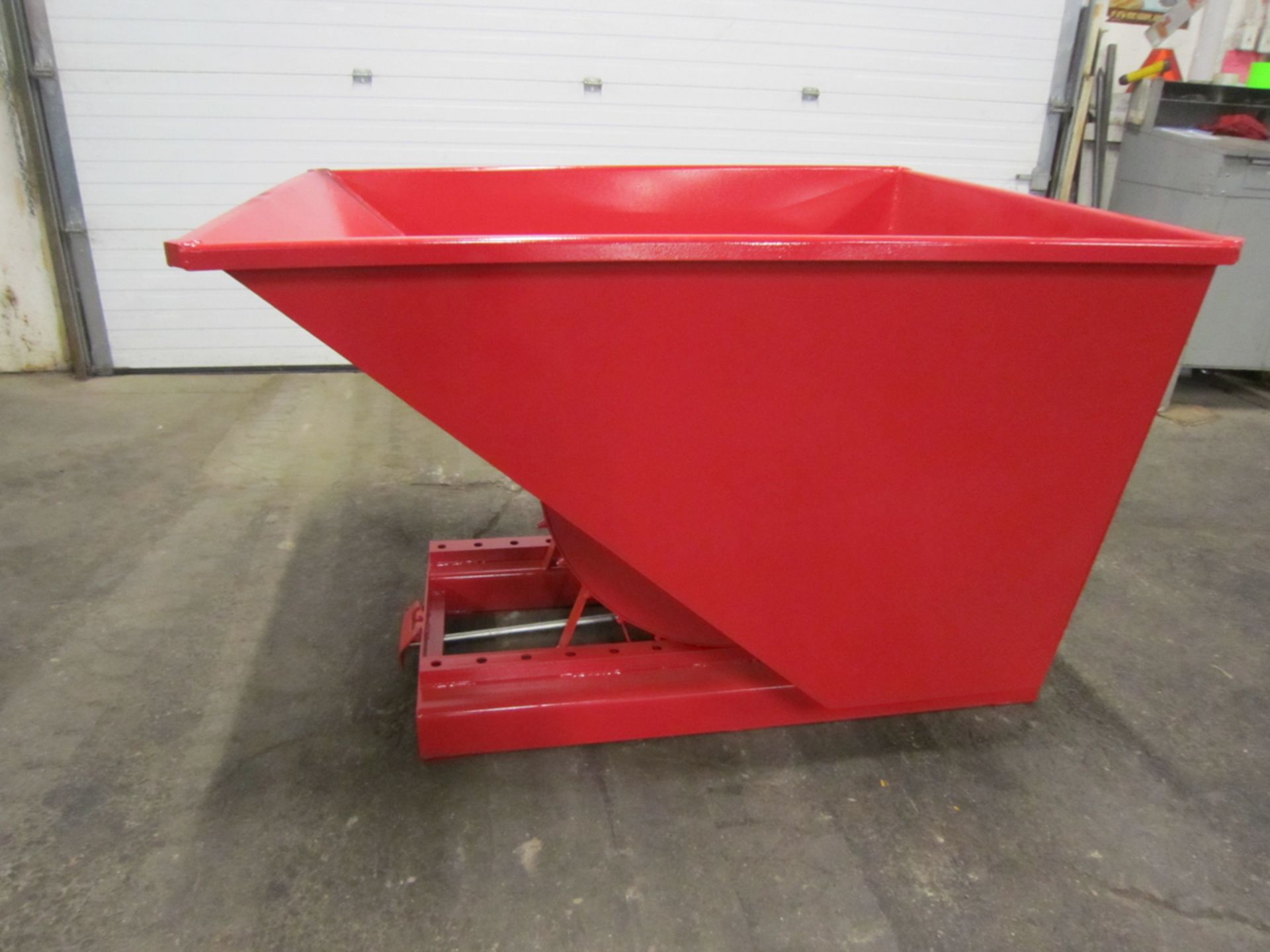 "NEW" DUMP HOPPER / TIPSTER BIN (LOCATED IN HAMILTON, ON)