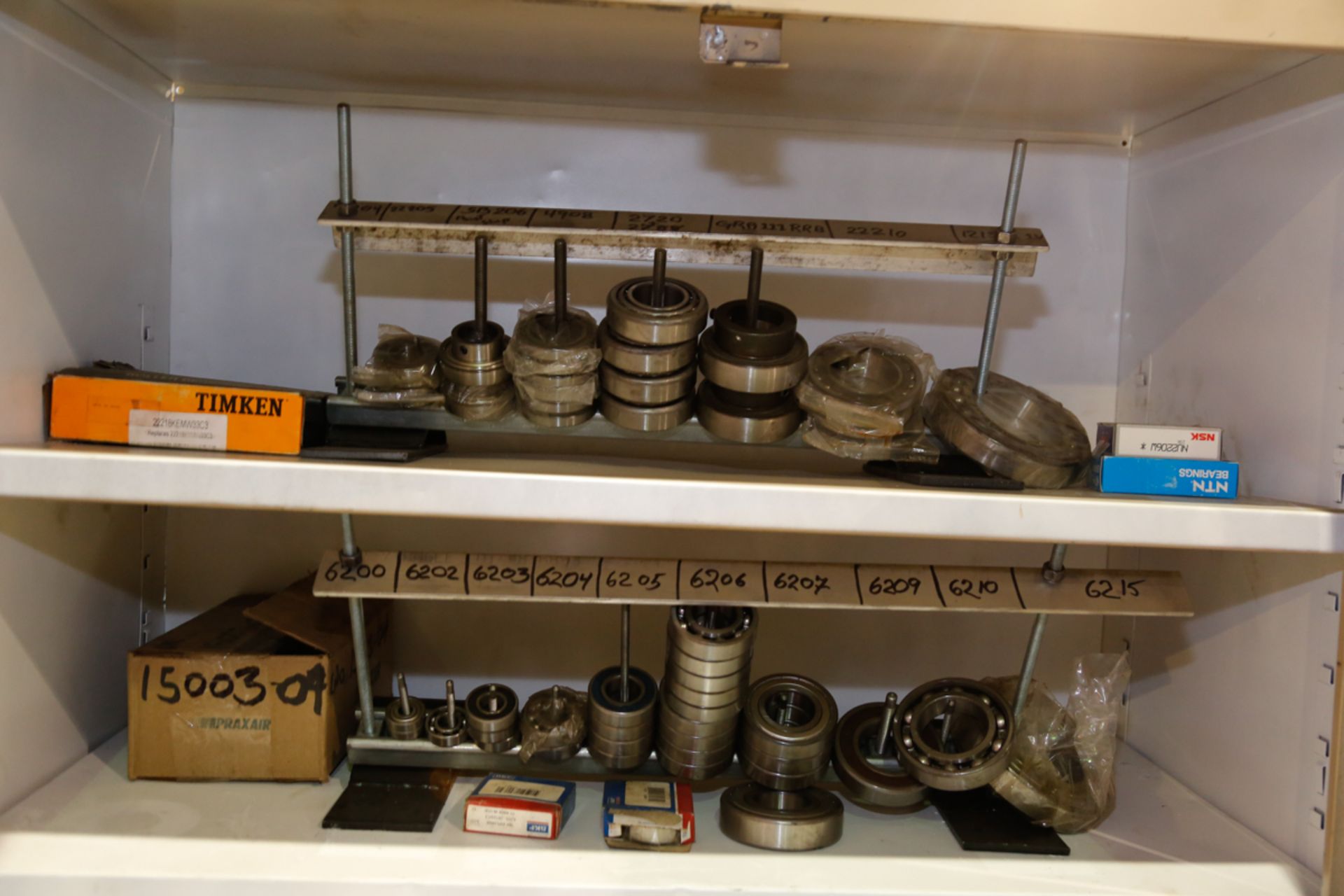 LOT OF ASSORTED BEARINGS (CABINET & BOX) - Image 2 of 5