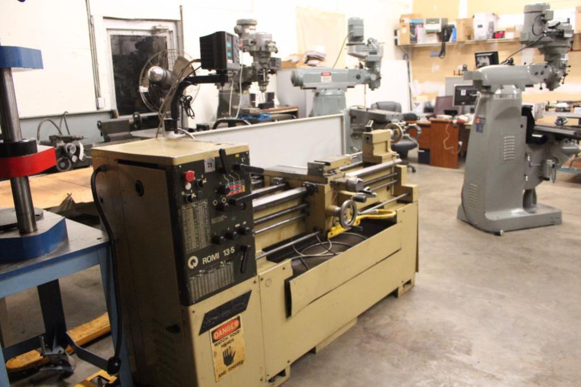 Bridgeport-Romi13-5, 13" x 48" Engine Lathe W/ DRO 80 - 2500 RPM, in/mm threading 1.56" HTS, ACU-RIT - Image 3 of 14