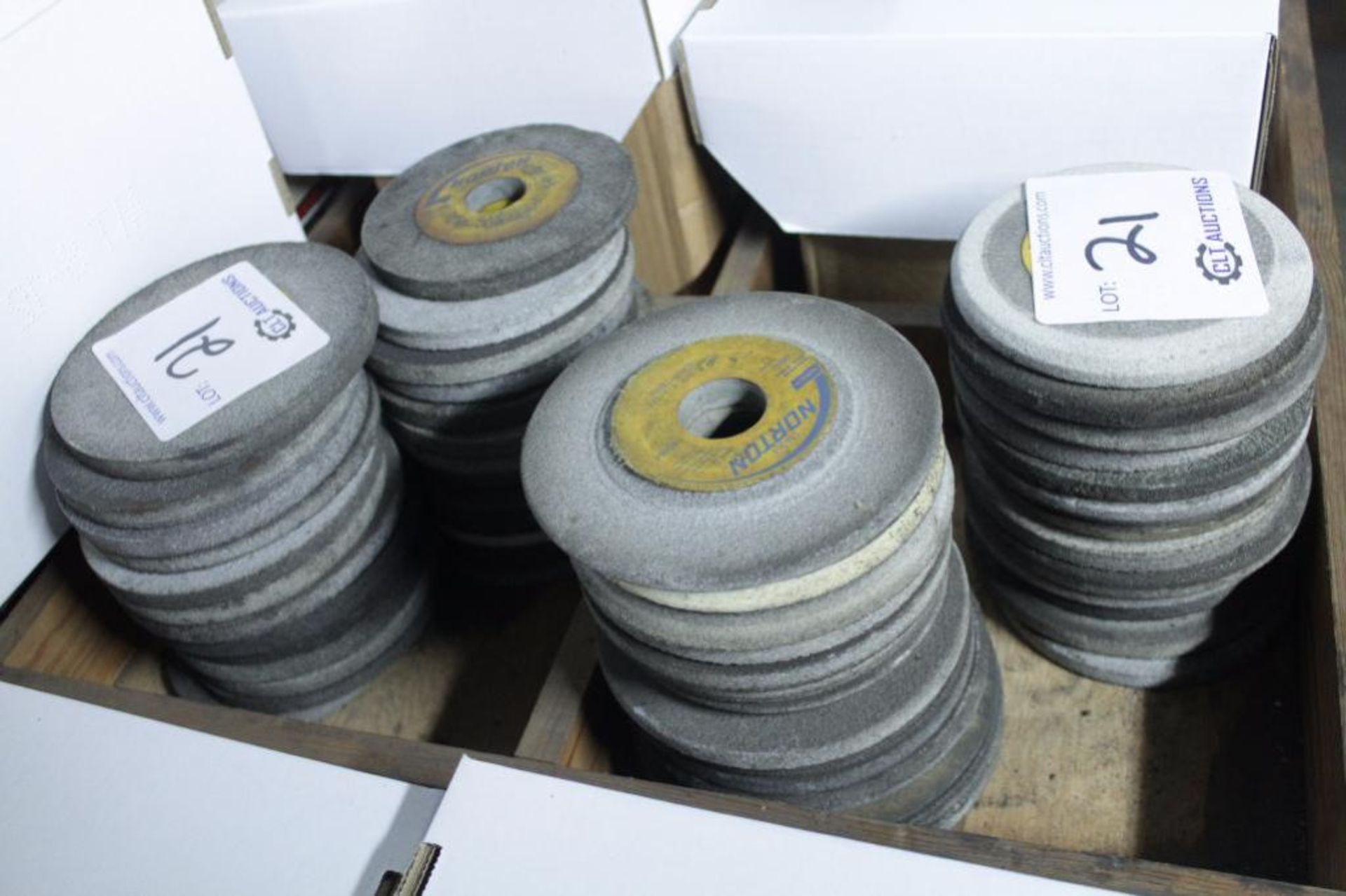 Grinding wheels - Image 2 of 2