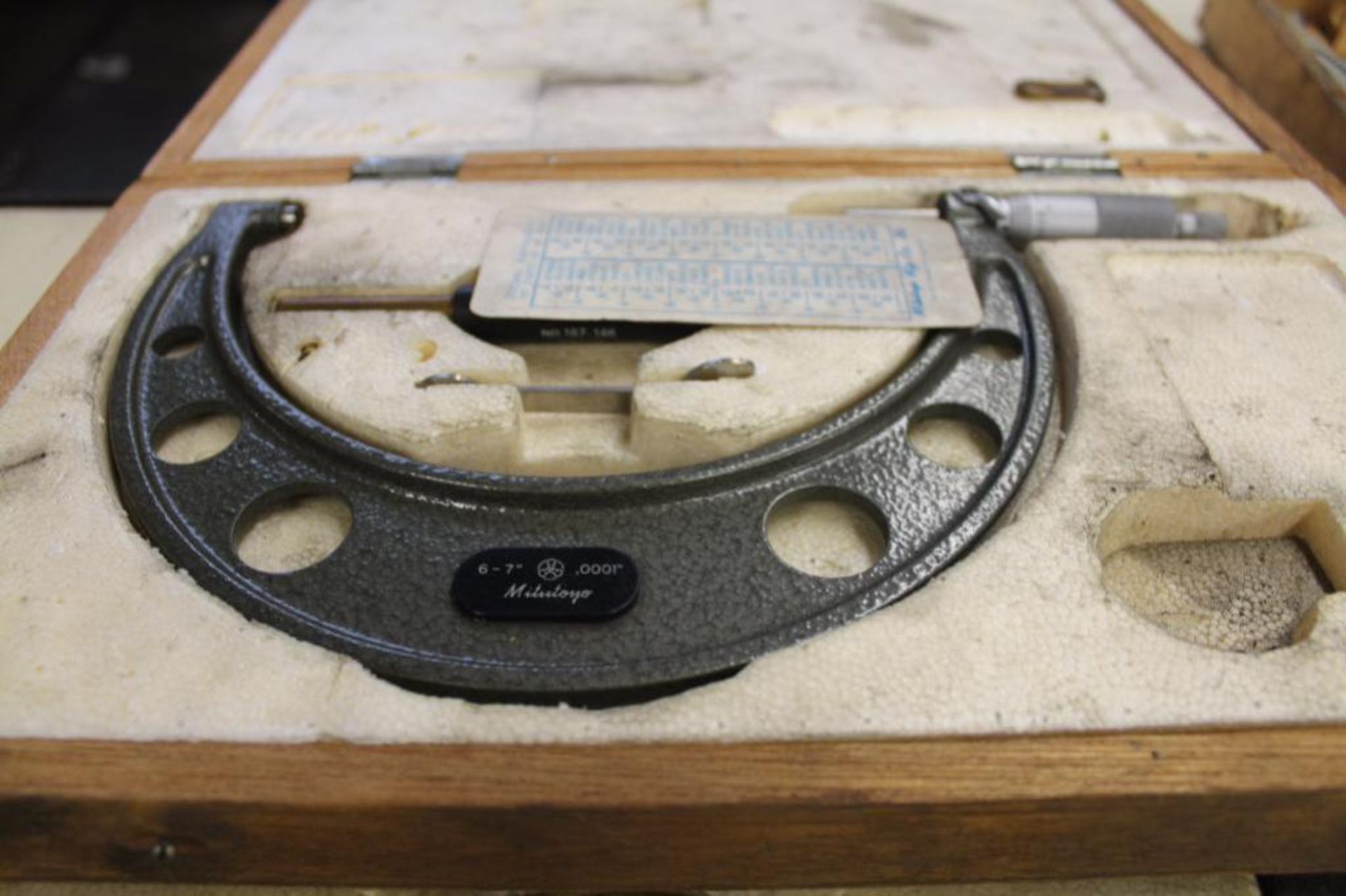 Mitutoyo micrometers 6" -7", 7"-8", 8"-9 - Image 3 of 5