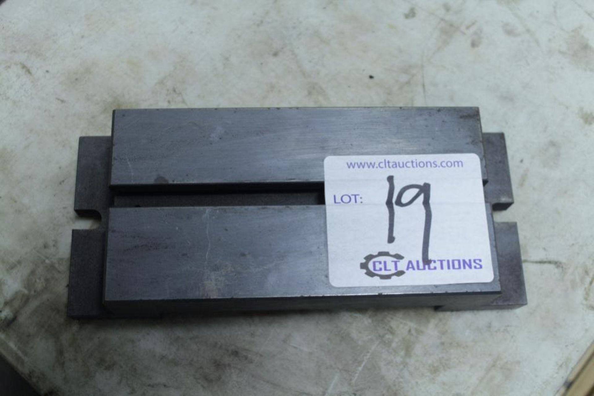 Tool and cutter grinder riser block