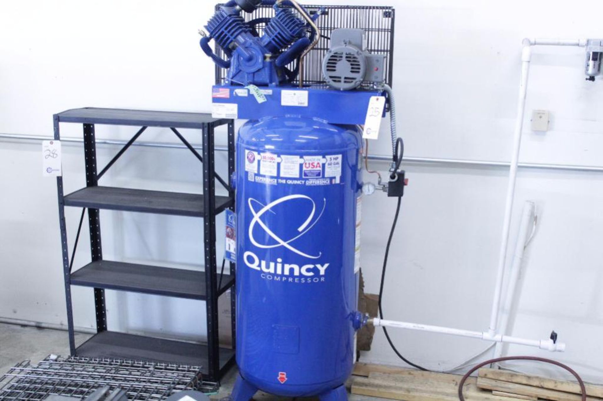 Quincy 2 Stage 5hp vertical air compressor Model: 2V41C60VC - Image 2 of 7