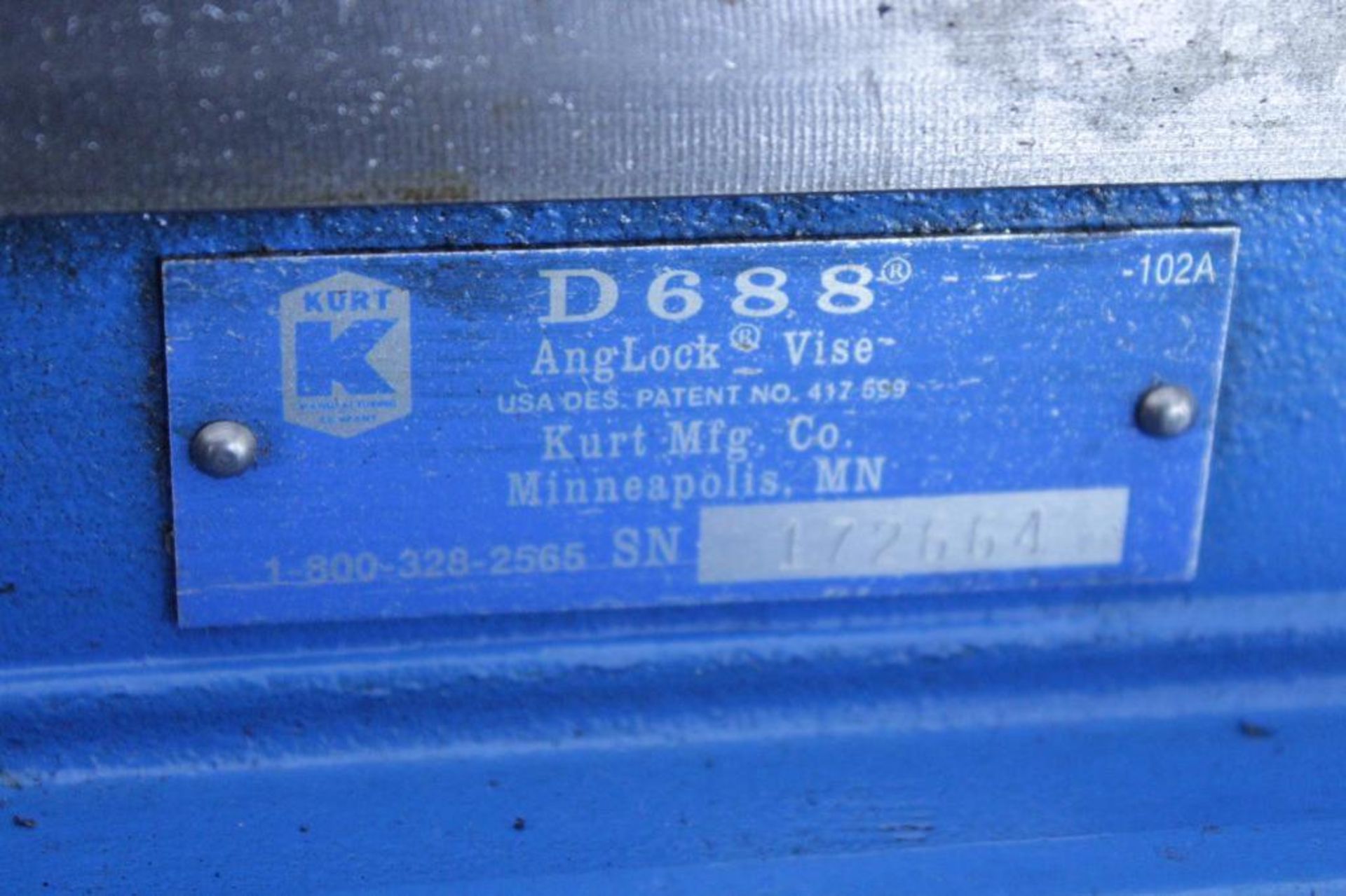 Kurt D-688 6" milling machine vise - Image 4 of 4