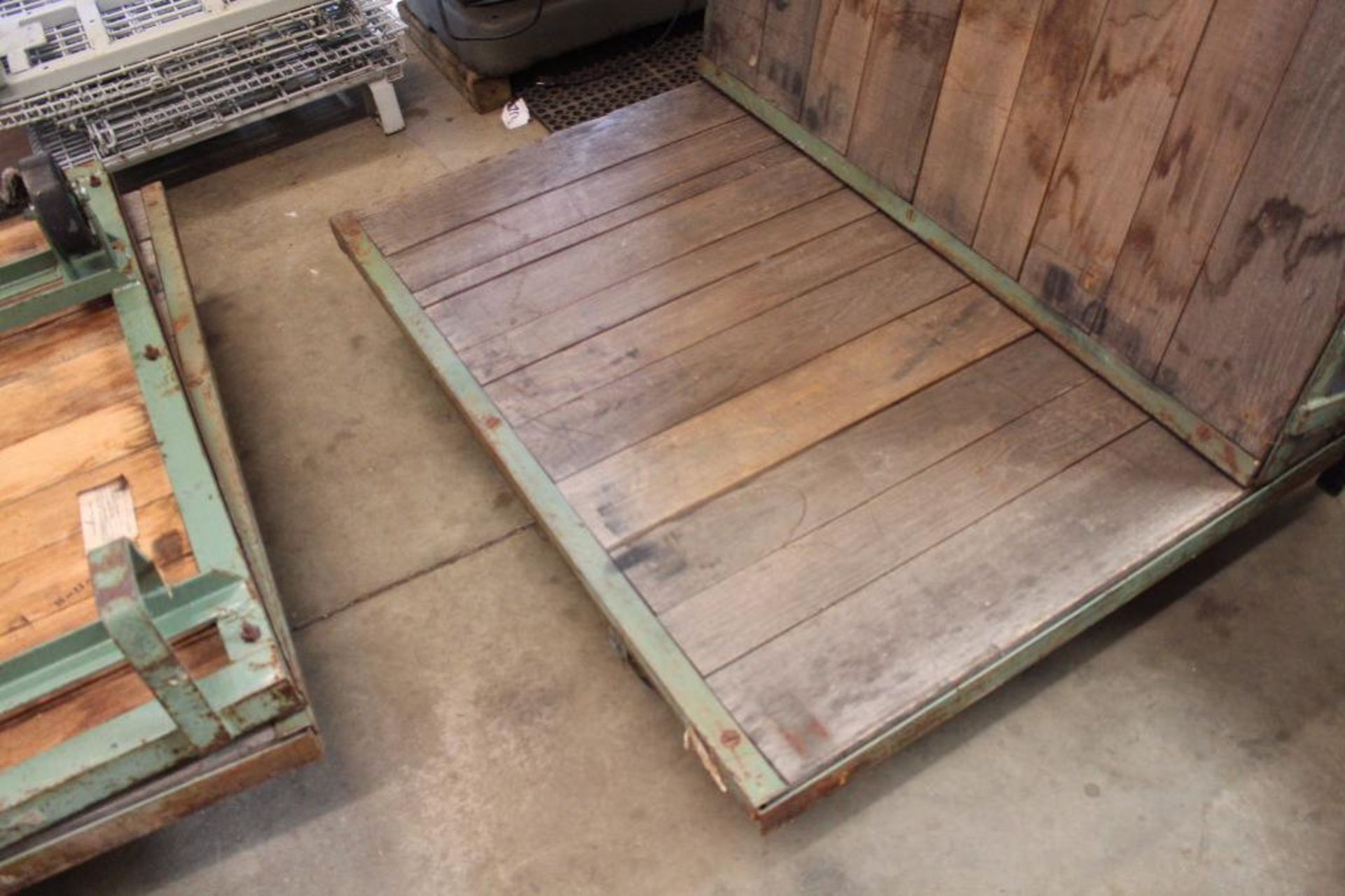 Oak flatbed factory carts - Image 5 of 6