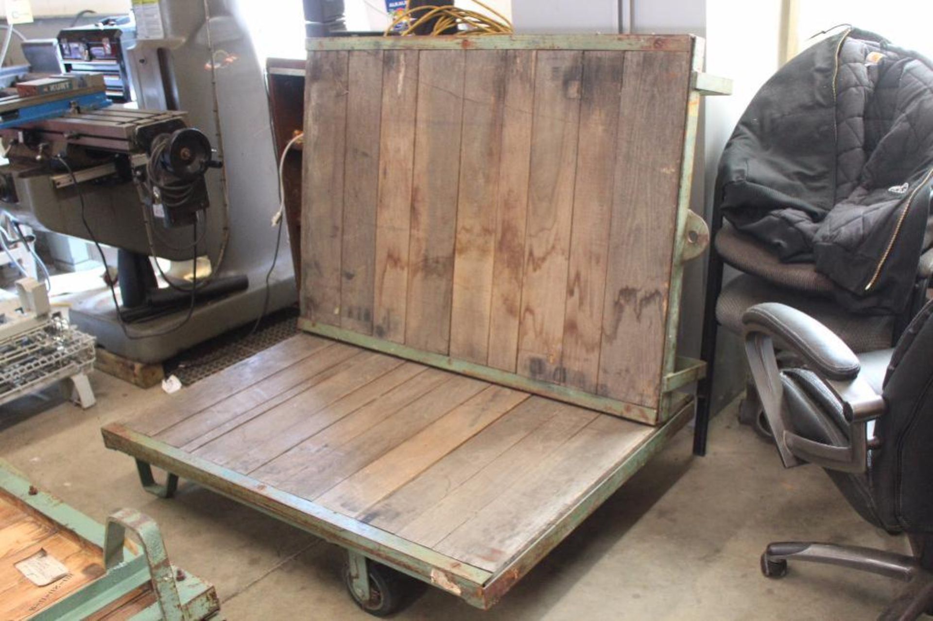 Oak flatbed factory carts - Image 4 of 6