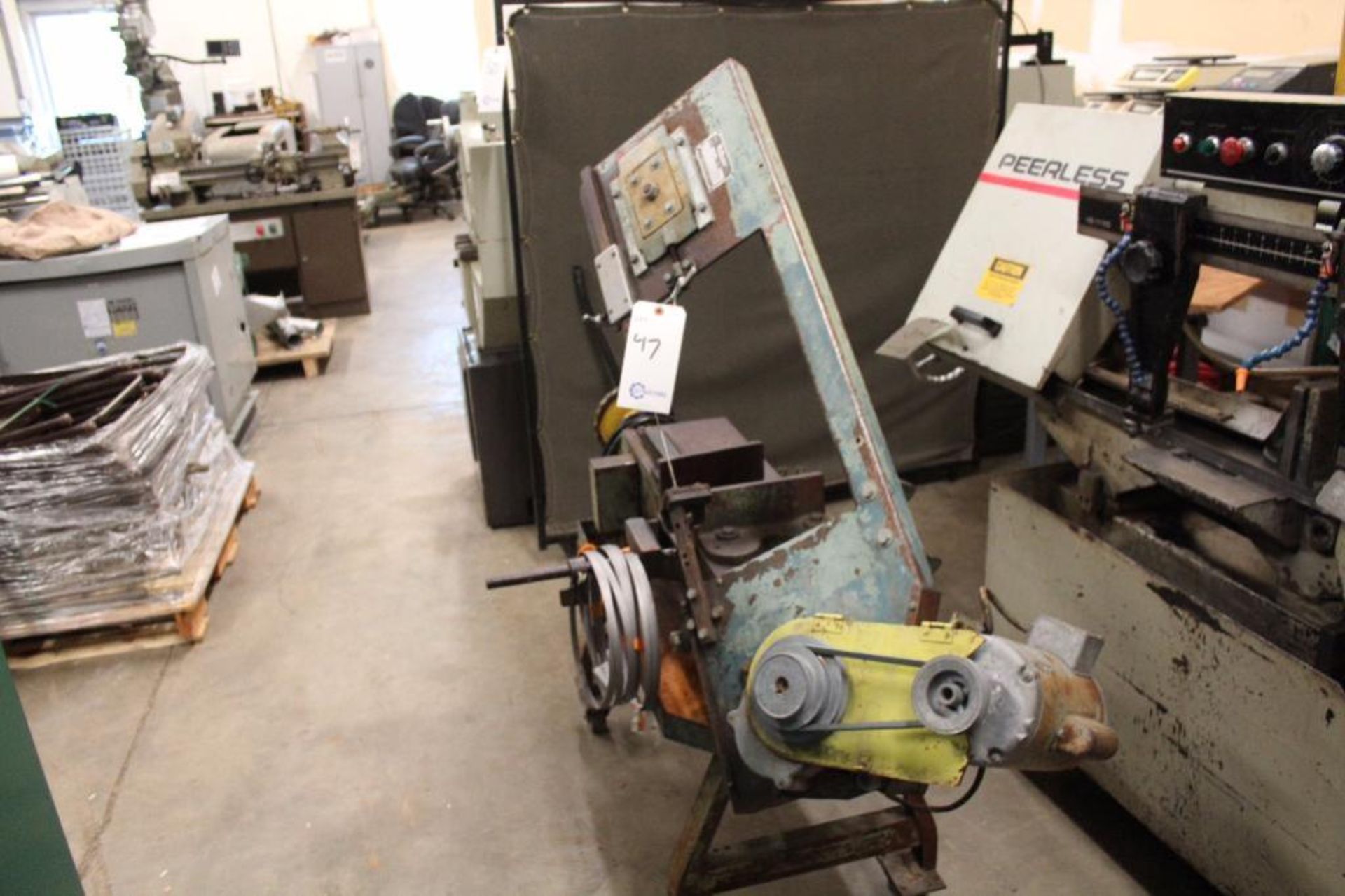 Wellsaw 58B Horizontal Band Saw - Image 2 of 9