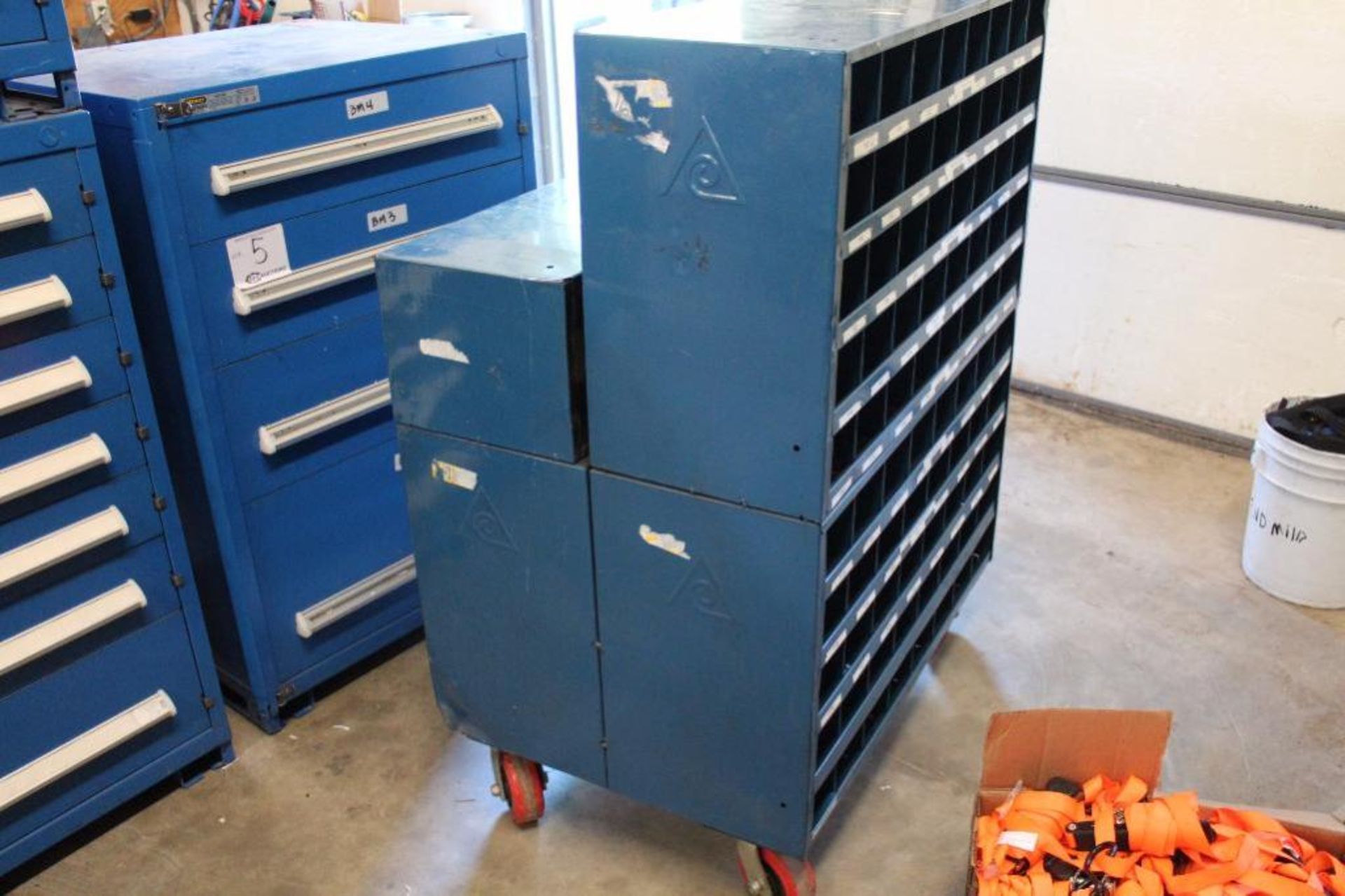 Rolling hardware bin cabinet - Image 2 of 3