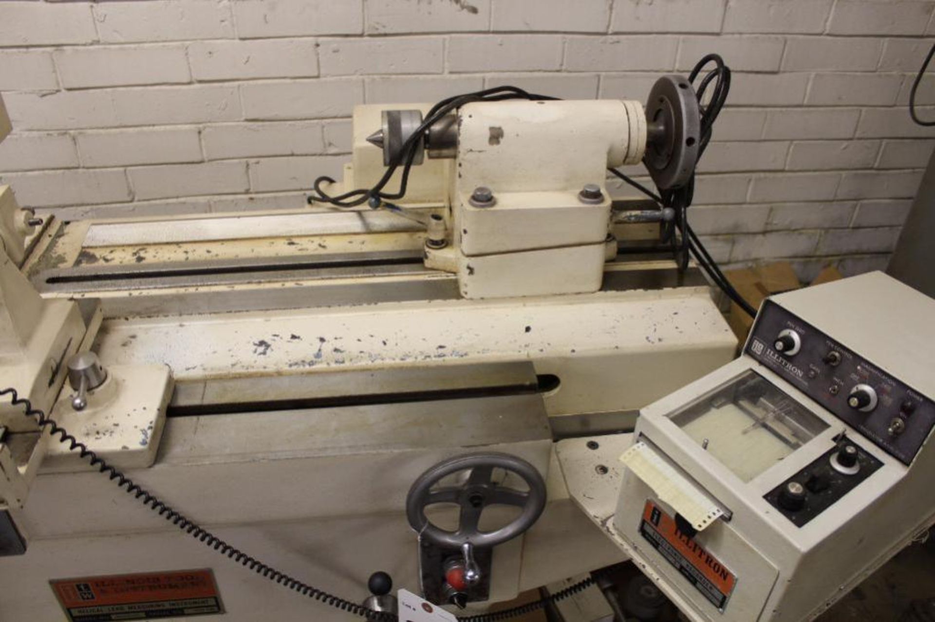 ILLINOIS ILLITRON Model 3912B-2C Helical Lead Measuring Machine - Image 6 of 9